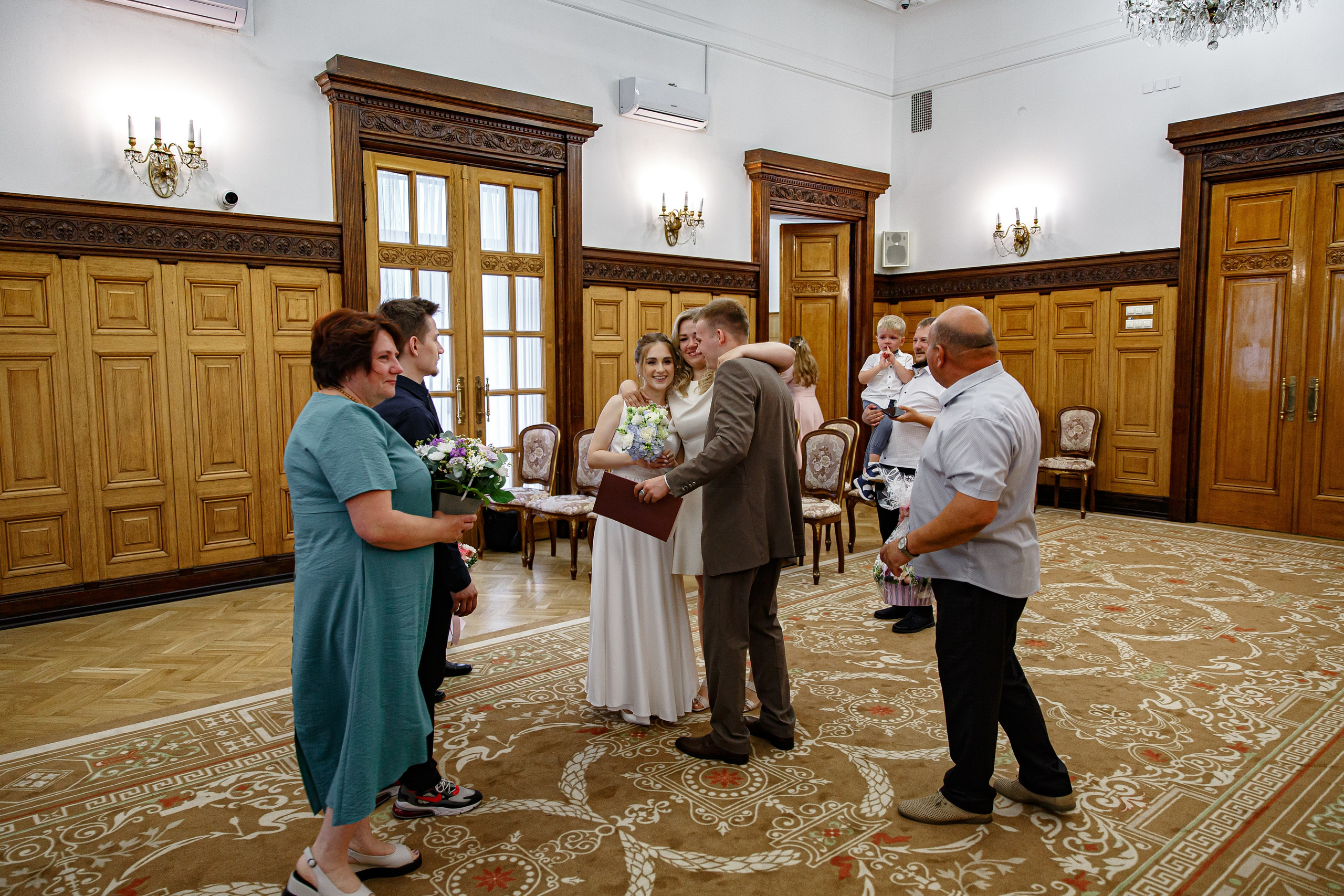 Свадебная фотосессия в городе и в фотостудии. Свадебный фотограф Москва и МО Сергей Киржаев