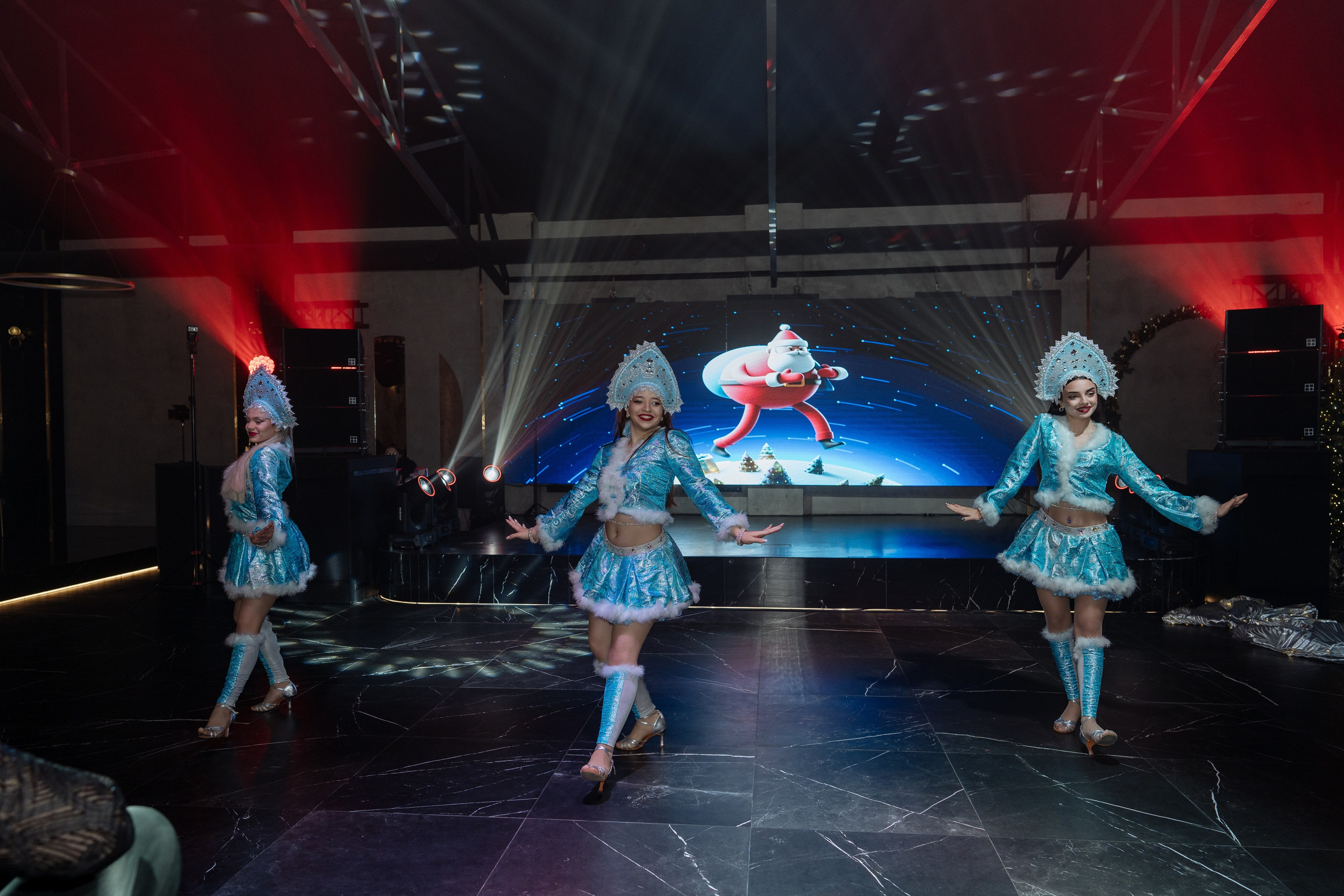 Альбион Тур