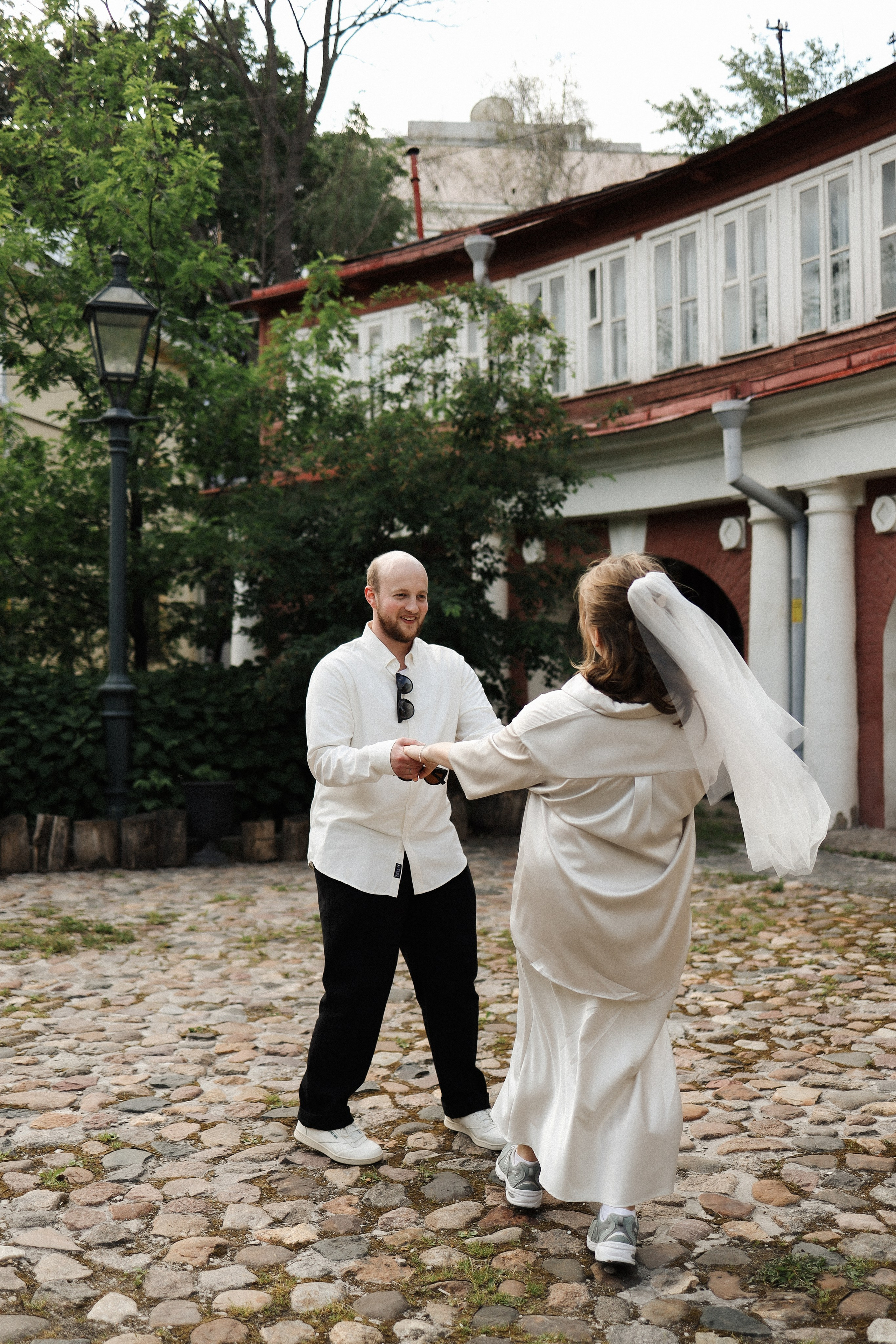 А. + И. МФЦ + Прогулка по центру. Семейный и lovestory фотограф в Москве Светлана Коняхина