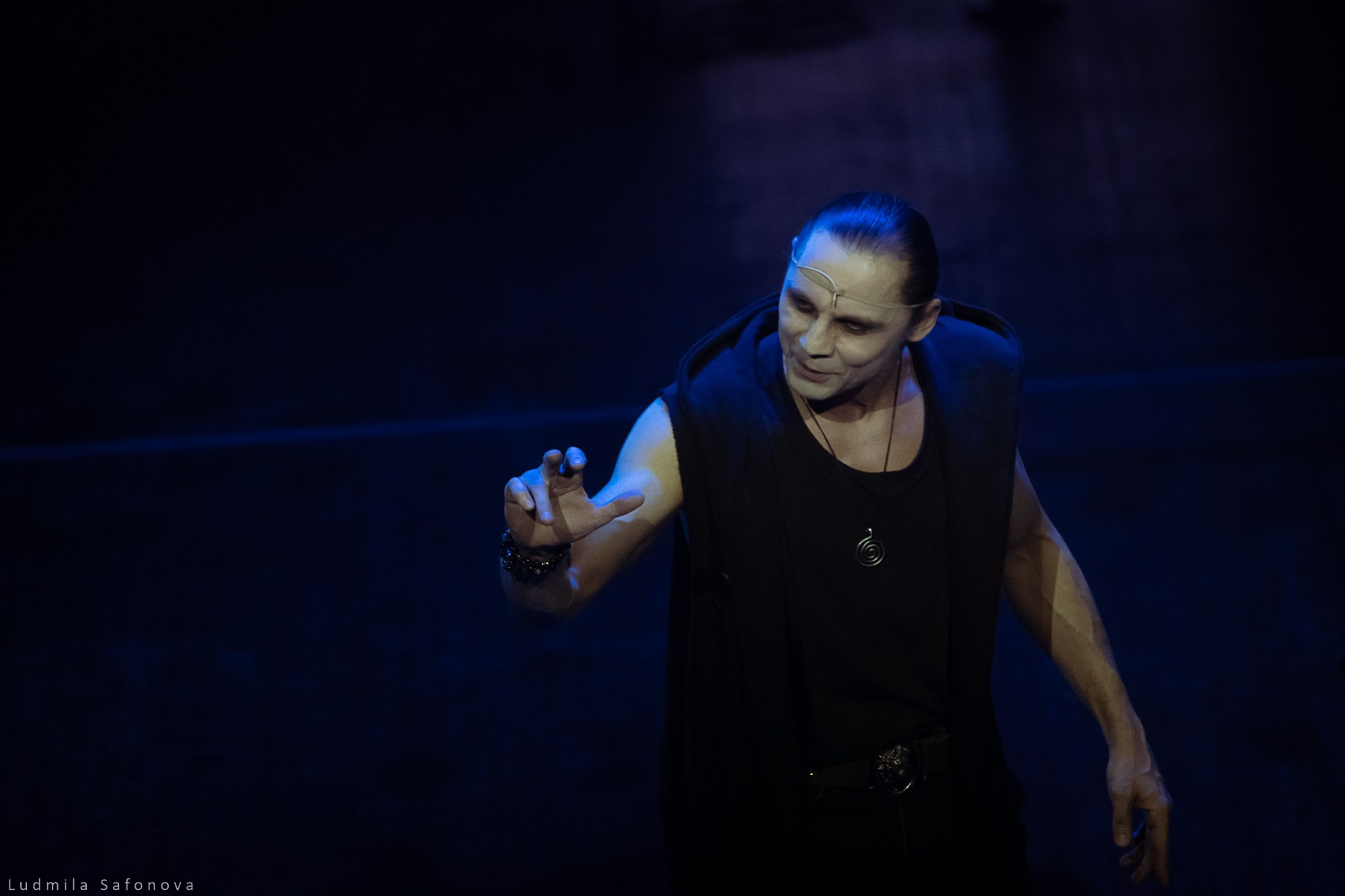 Скорпи-он. Дмитрий Бозин. Театр Виктюка. Lucytheatre