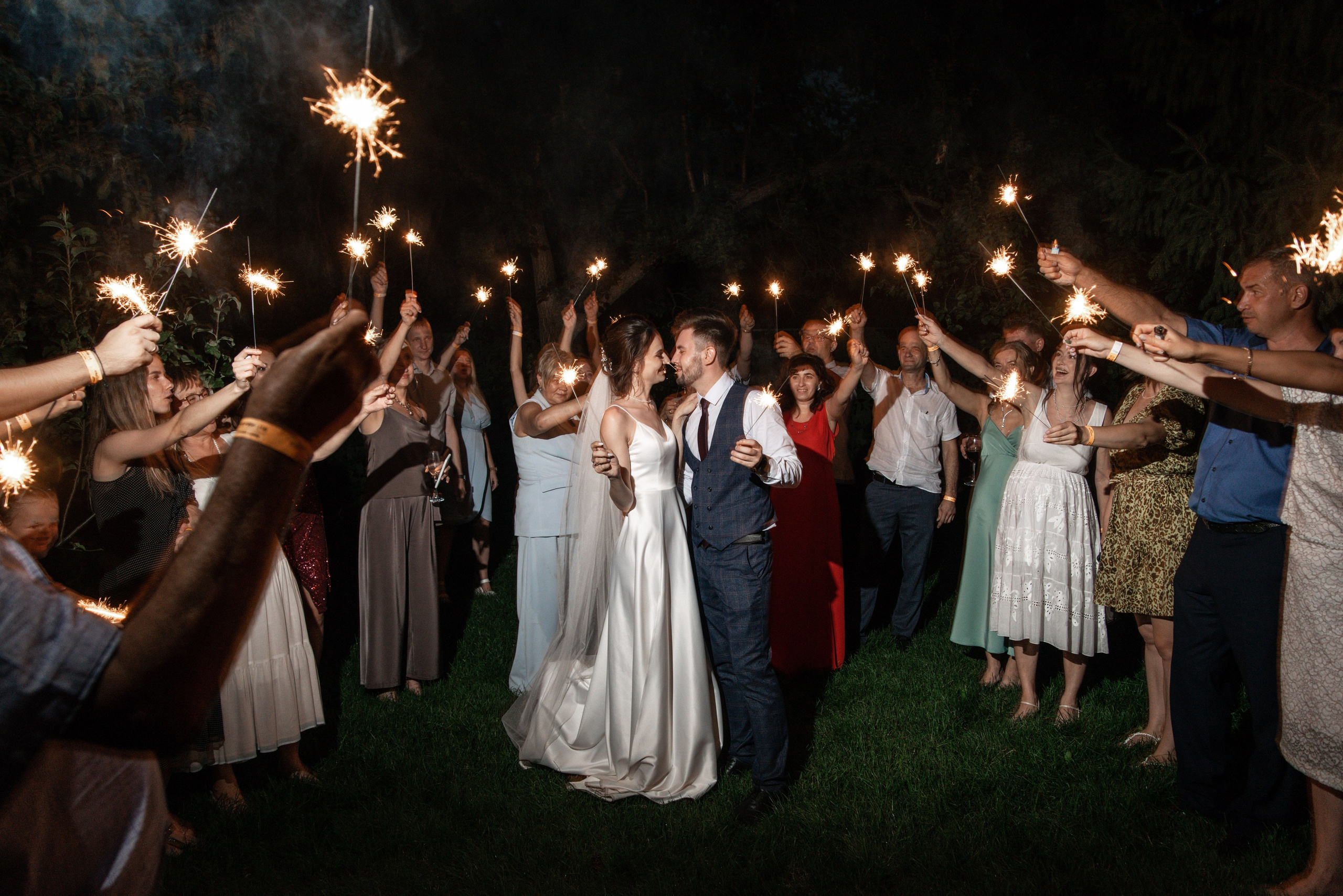 Свадебный репортаж. Меня зовут Александр Литвинчук и я свадебный фотограф в Саратове