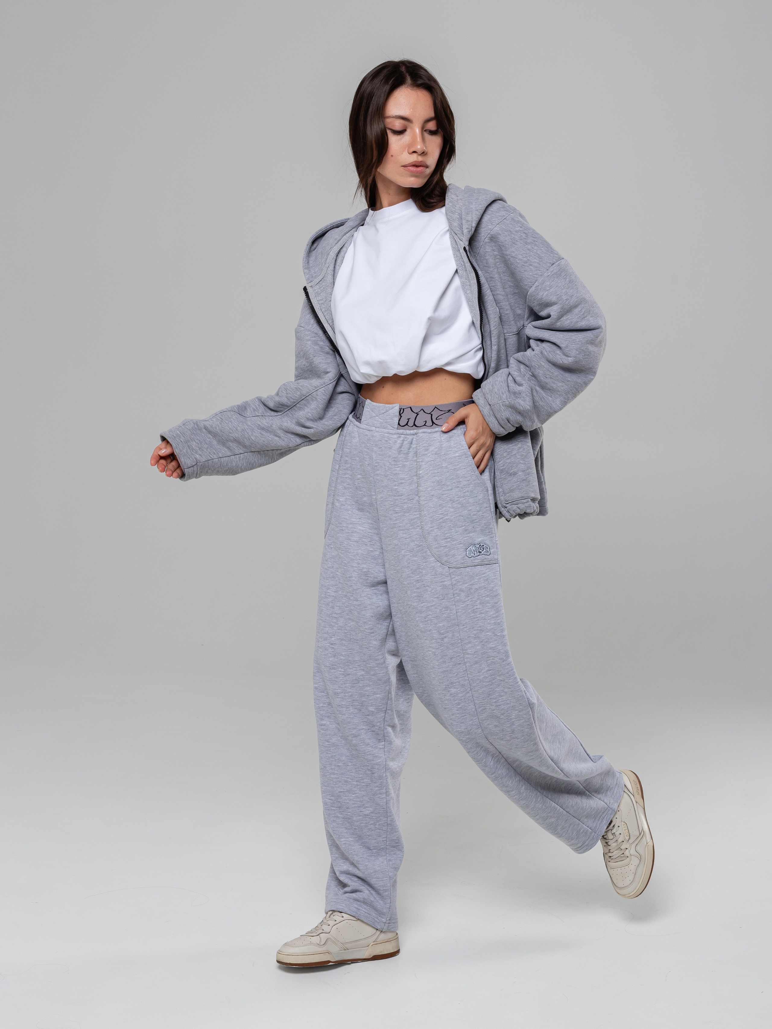 Худи и штаны. Фотограф в Краснодаре Арина Кудряшова