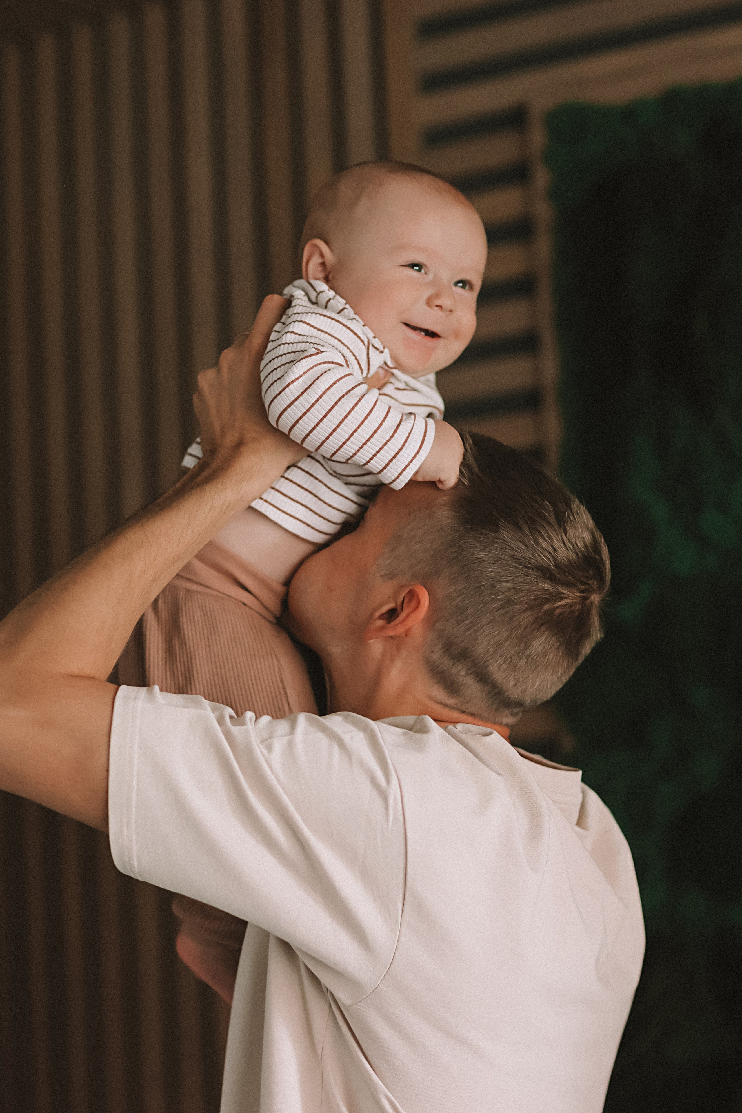 Мише 8 месяцев. Семейный фотограф Тюмень, фотограф на роды Салмина Мария