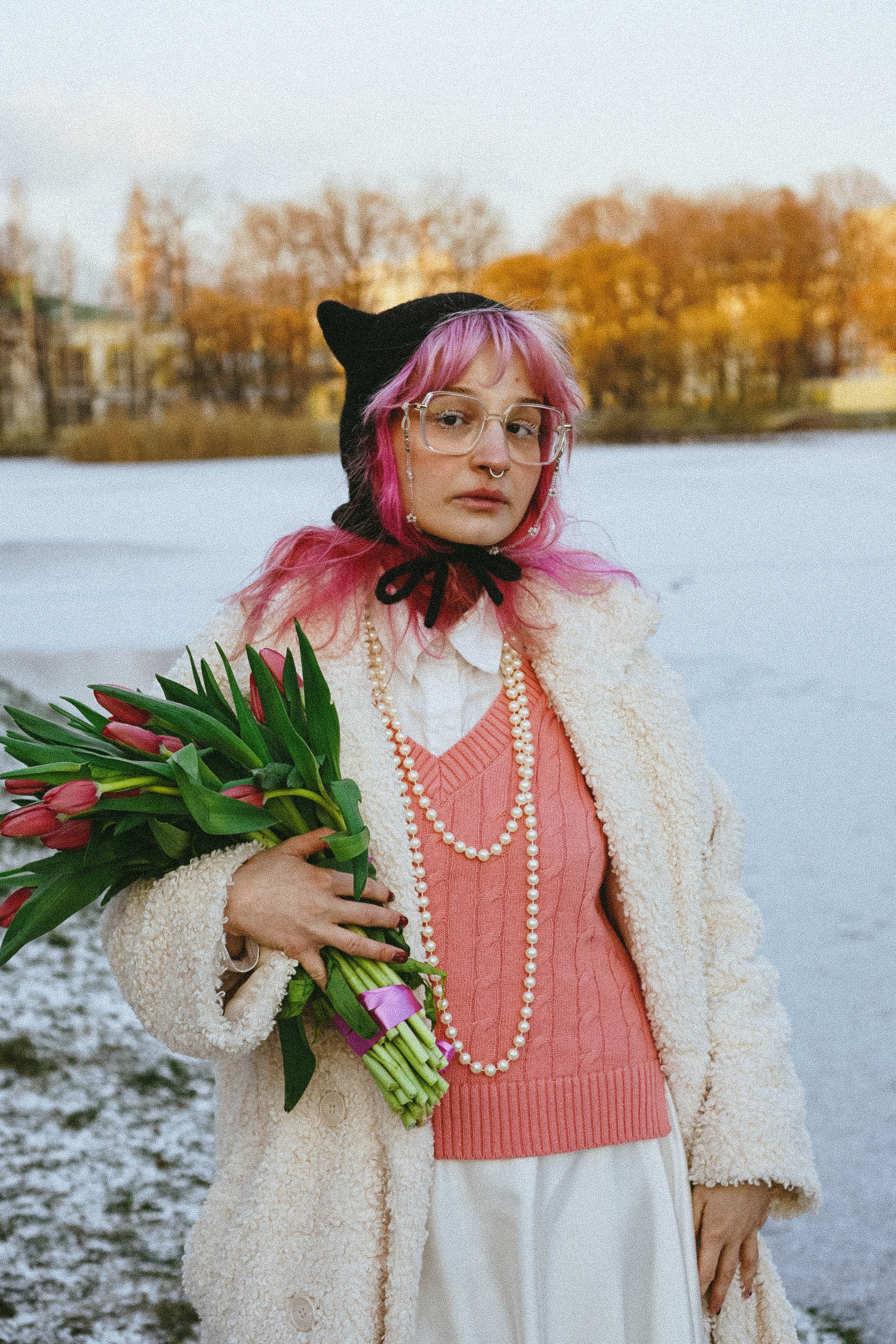 Прогулочная фотосессия с тюльпанами. Профессиональный фотограф, Санкт-Петербург — Виктория Богомолова