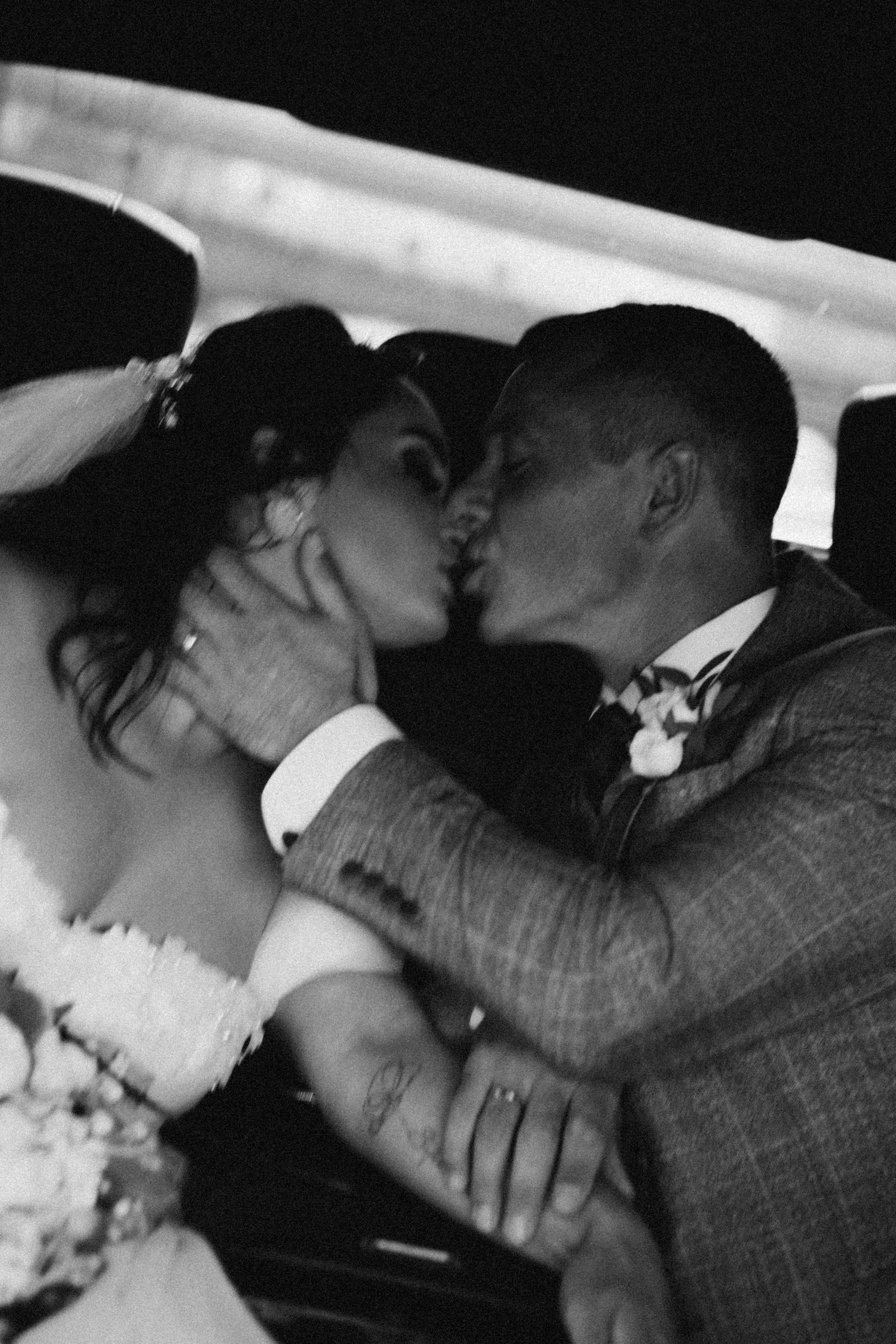 СВАДЕБНАЯ ПРОГУЛКА РЕСТОРАН МЫ ЖЕ НА ТЫ И ФОТОСЕССИИЯ С АВТОМОБИЛЕМ. Профессиональный фотограф, Санкт-Петербург — Виктория Богомолова