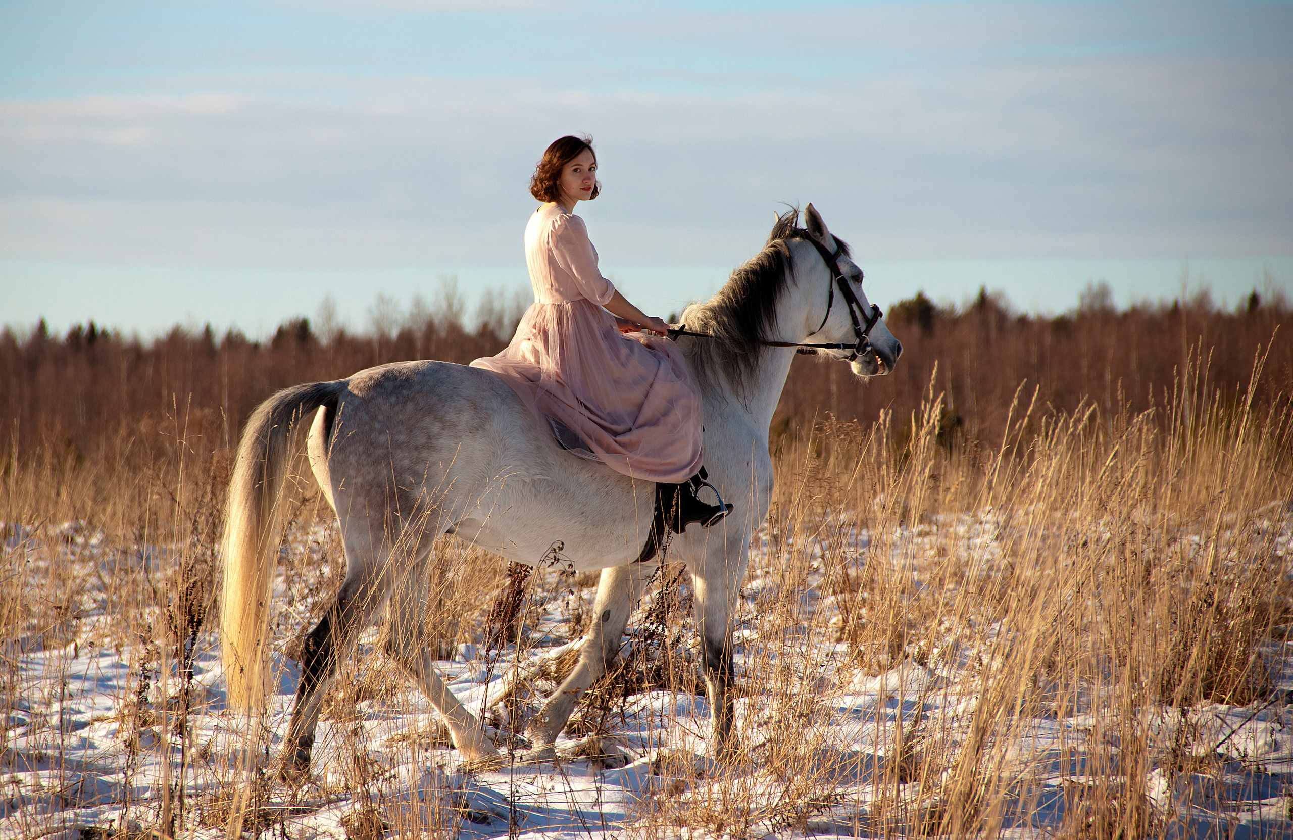 Юная красавица на коне. Фотограф в Москве Юлия Карпова