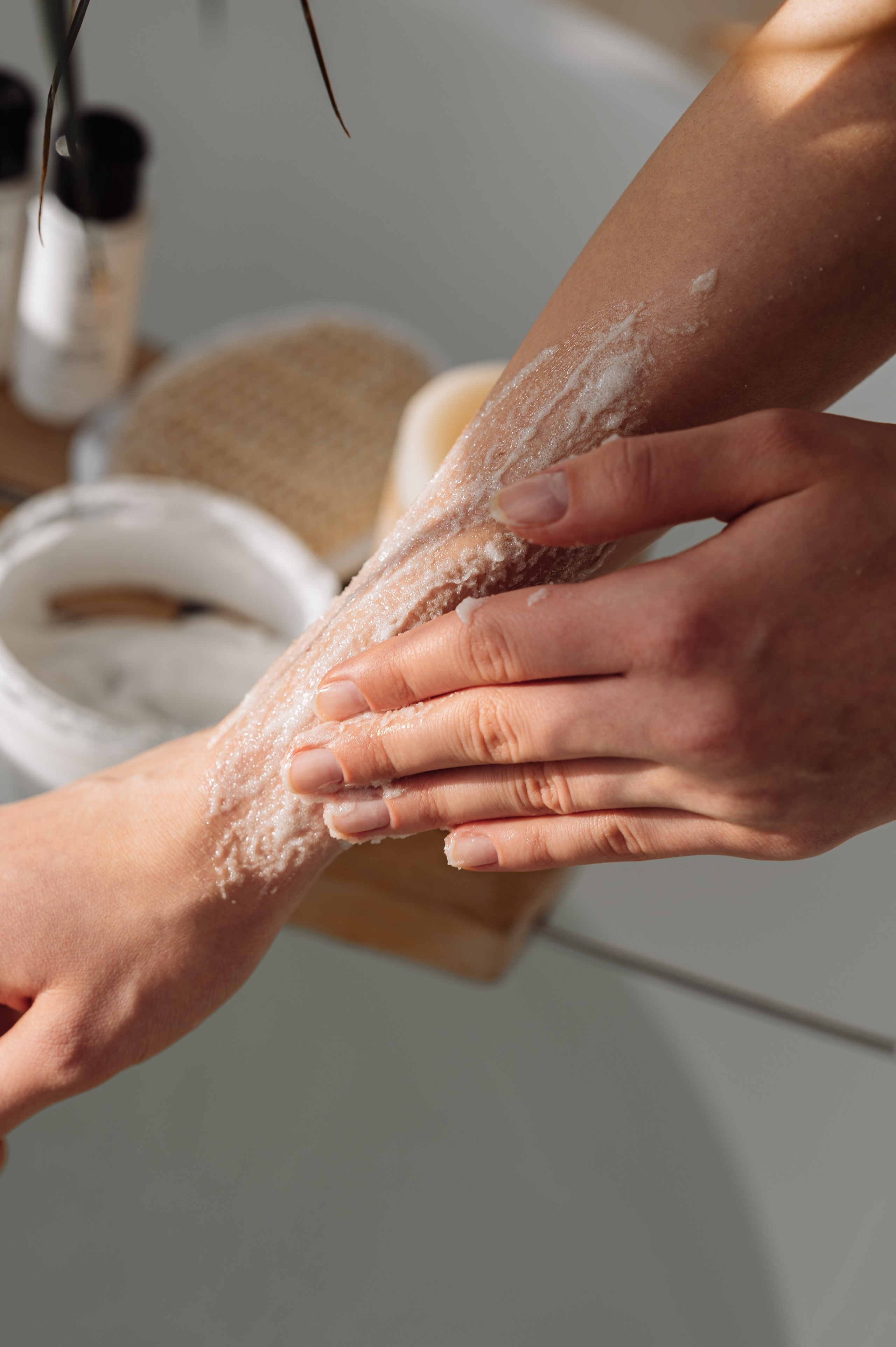 Съемка косметики для маркетплейсов (Wildberries, Ozon, Яндекс.Маркет). Фотограф товаров для соцсетей - инстаграм, вконтакте. Контент-фотограф в Москве Хныкина Лена