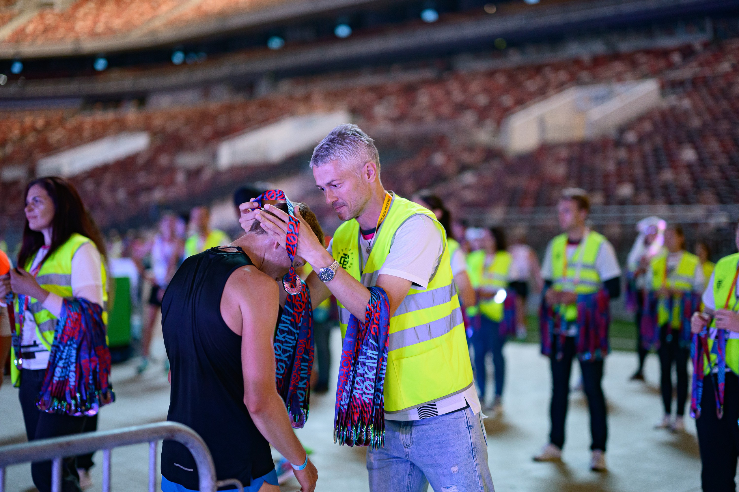 Ночной забег 2024. Репортажный фотограф Сергей Квартальнов