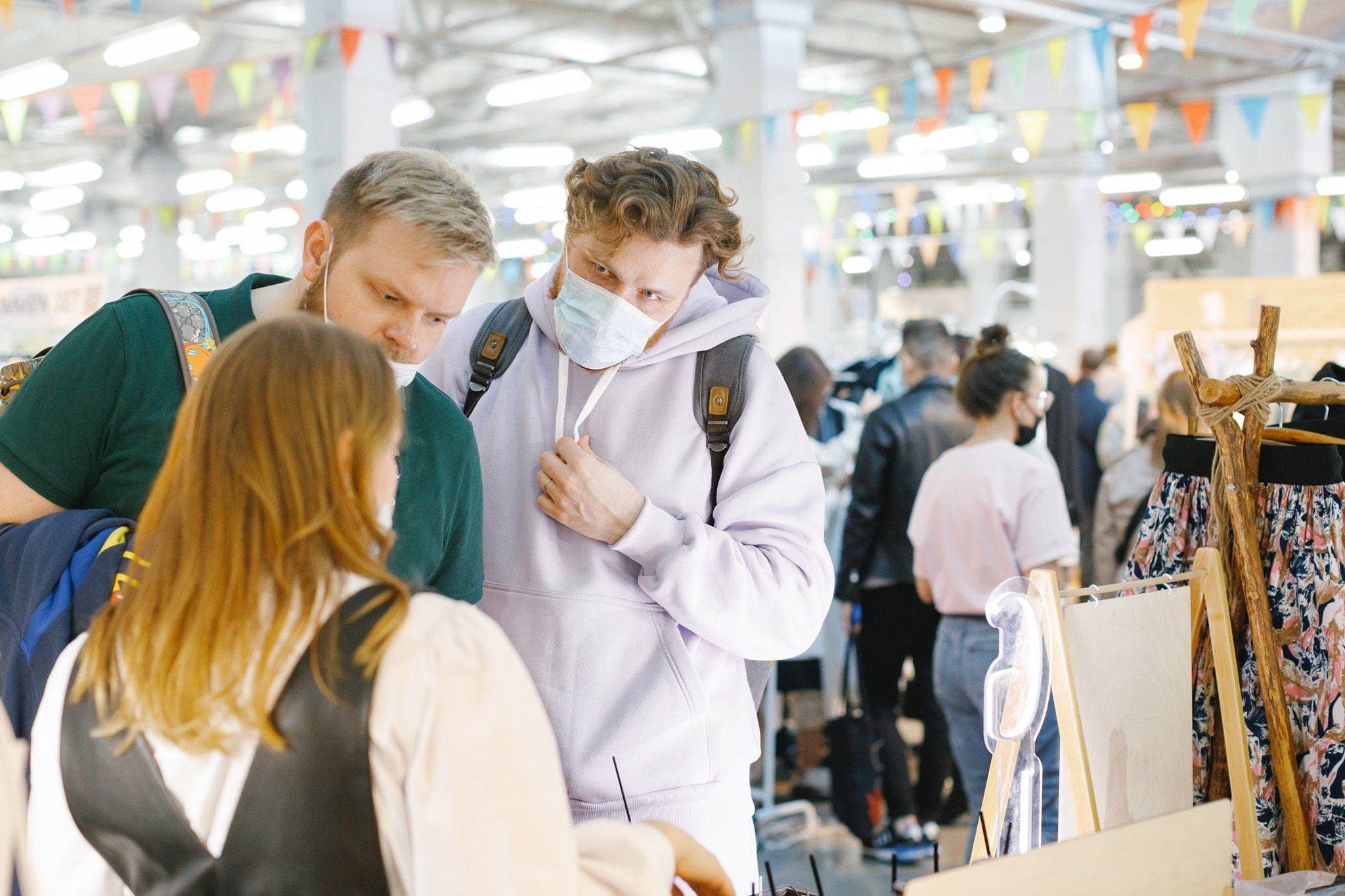 10–11 апреля 2021 на Трёхгорной мануфактуре / фото Иван Гущин. Фотоотчеты «Ламбада-маркета»