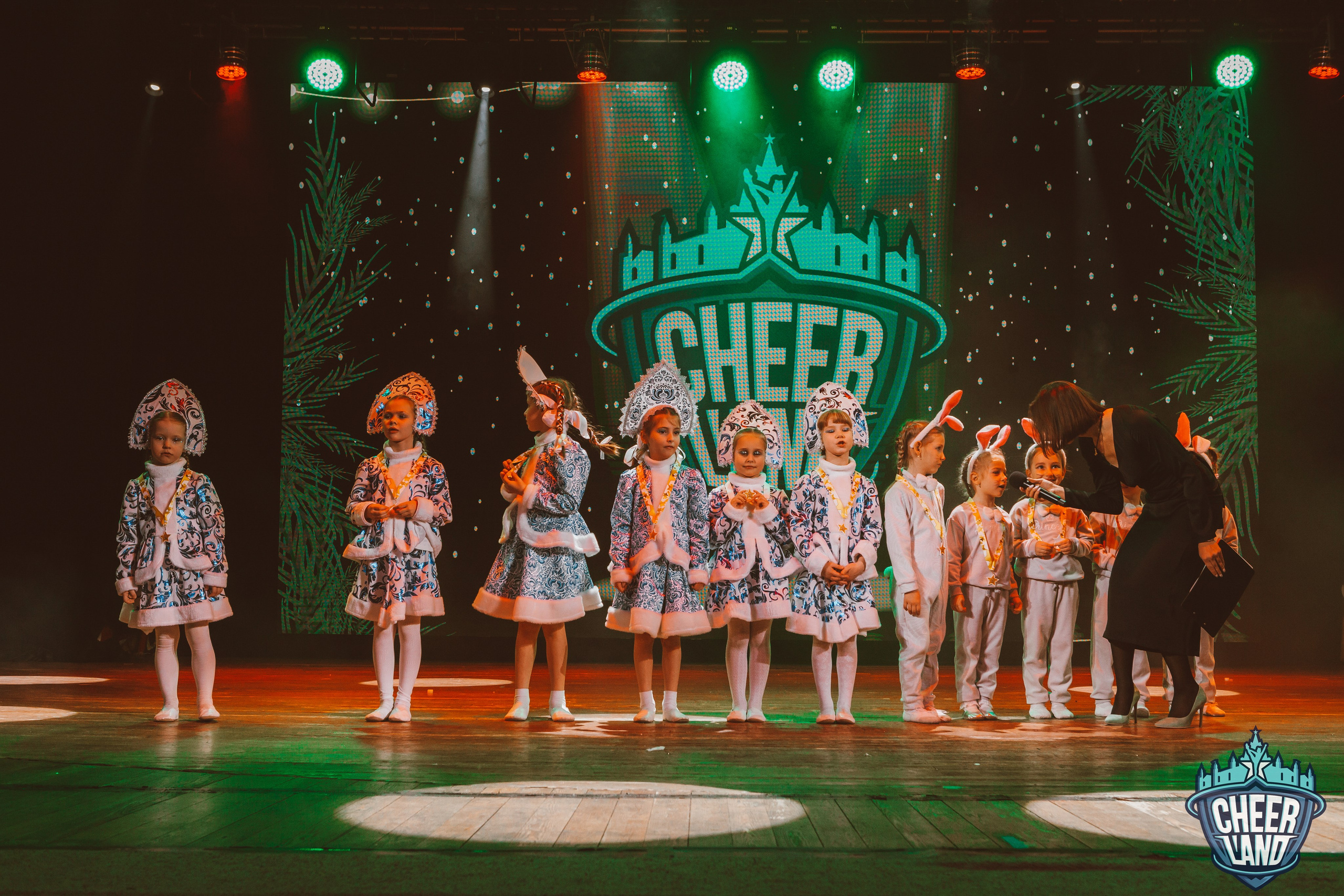 КОСМИЧЕСКОЕ НОВОГОДНЕЕ ПУТЕШЕСТВИЕ «CHEER LAND». Репортажный, семейный, свадебный, портретный фотограф