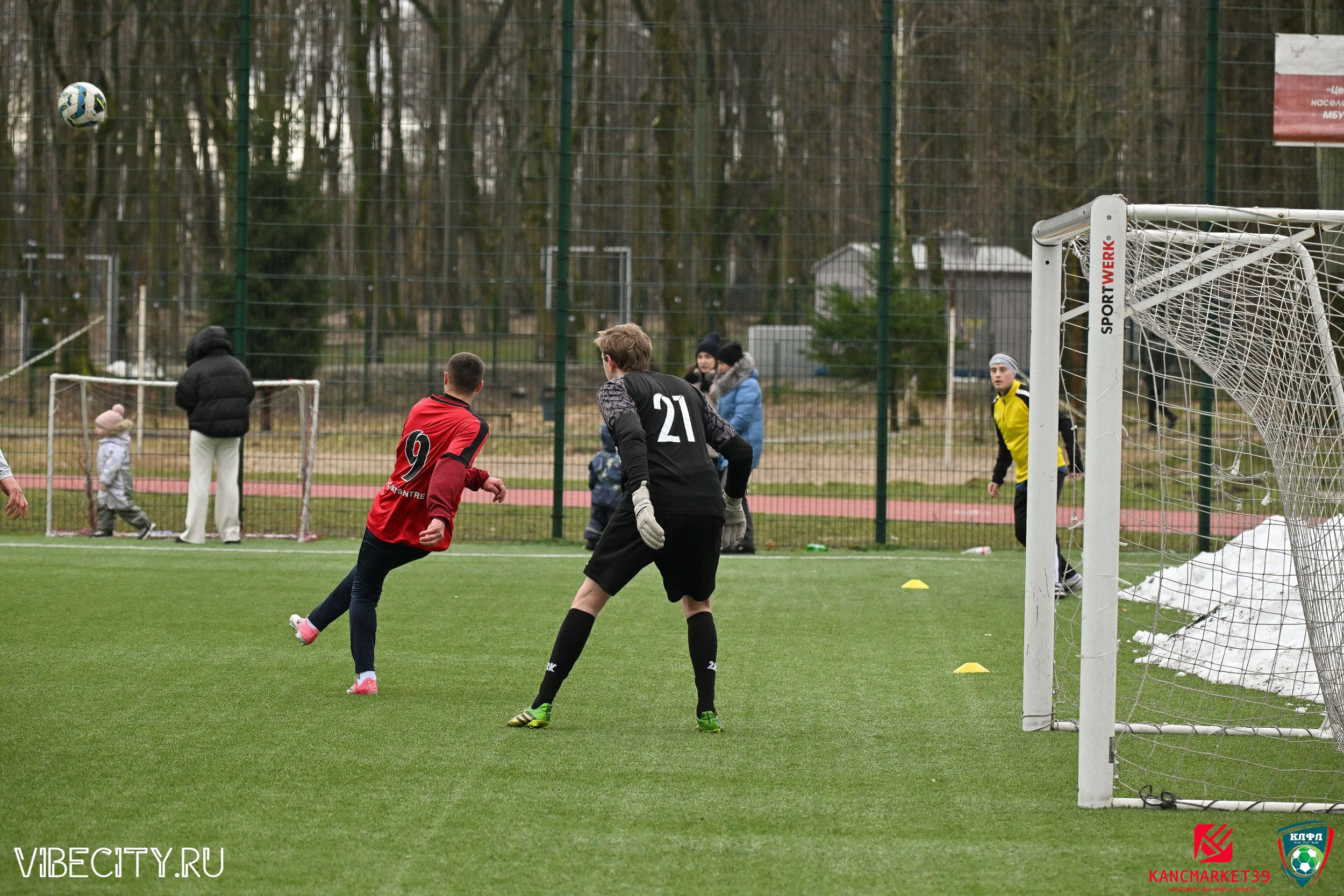 XX ЧЕМПИОНАТ КАЛИНИНГРАДСКОЙ ЛФЛ КАНЦМАРКЕТ39 сезона 2024–2025 гг. VIBECITY.RU Вайб Сити Ру Фоторепортажи Фотоотчеты Калининград