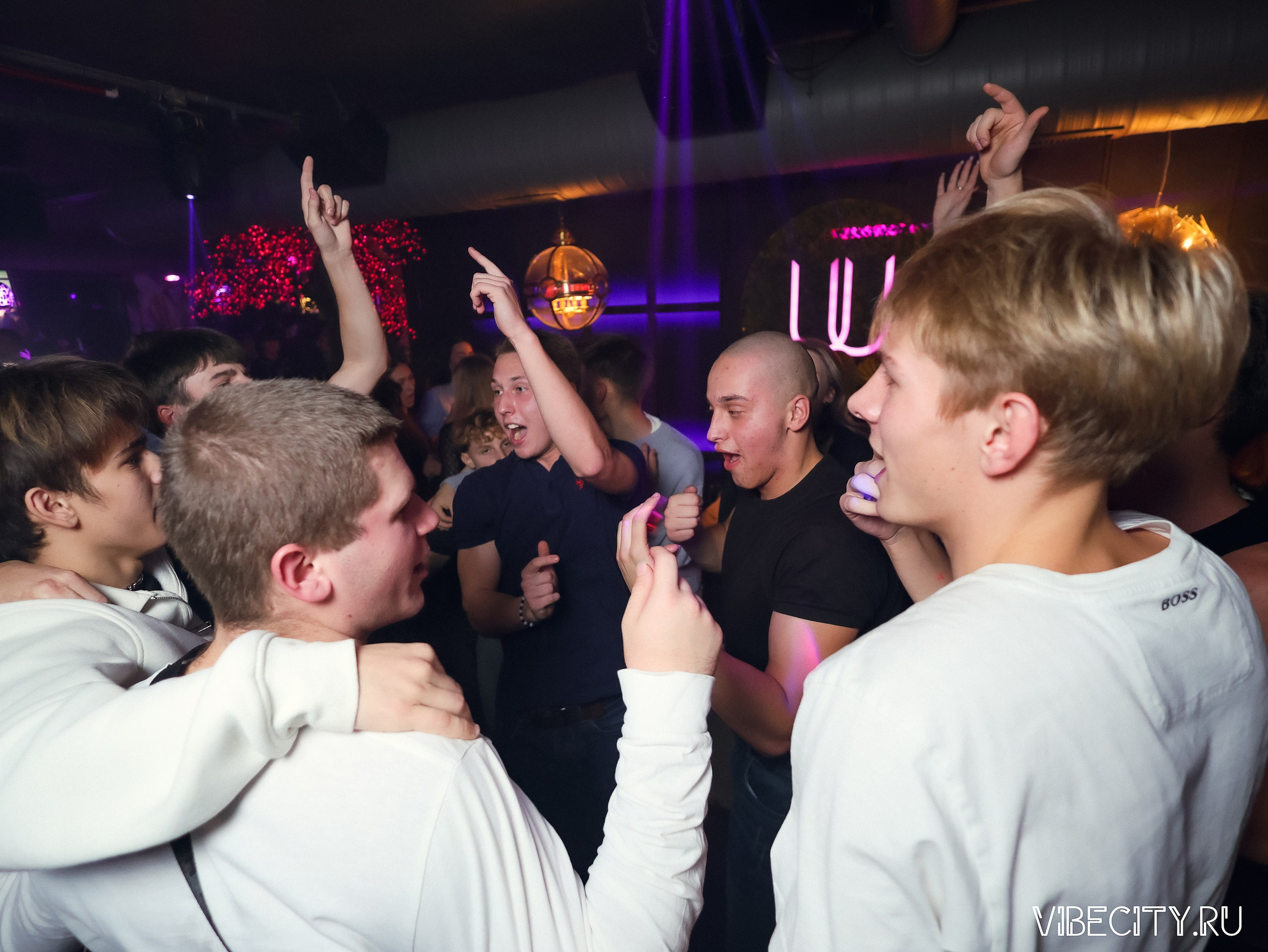 DOUBLE U. VIBECITY.RU Вайб Сити Ру Фоторепортажи Фотоотчеты Калининград