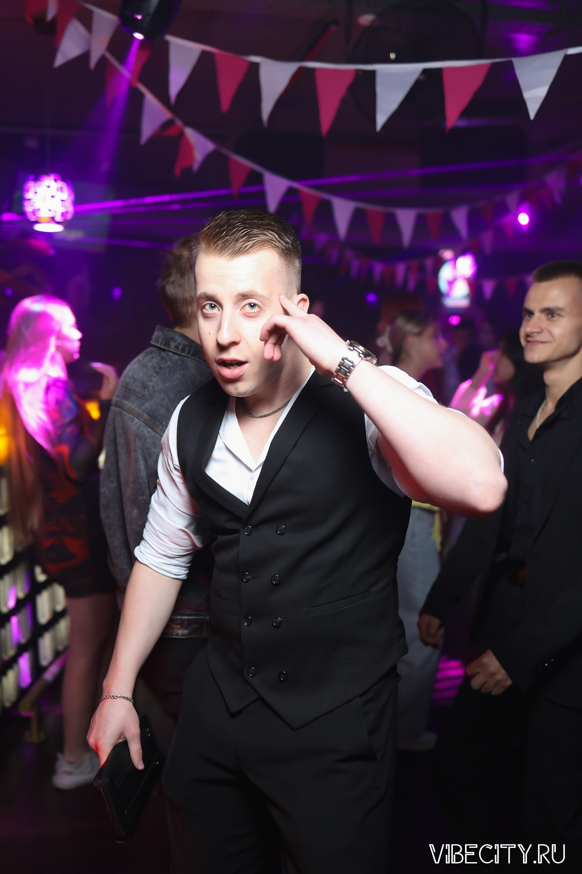 DOUBLE U. VIBECITY.RU Вайб Сити Ру Фоторепортажи Фотоотчеты Калининград