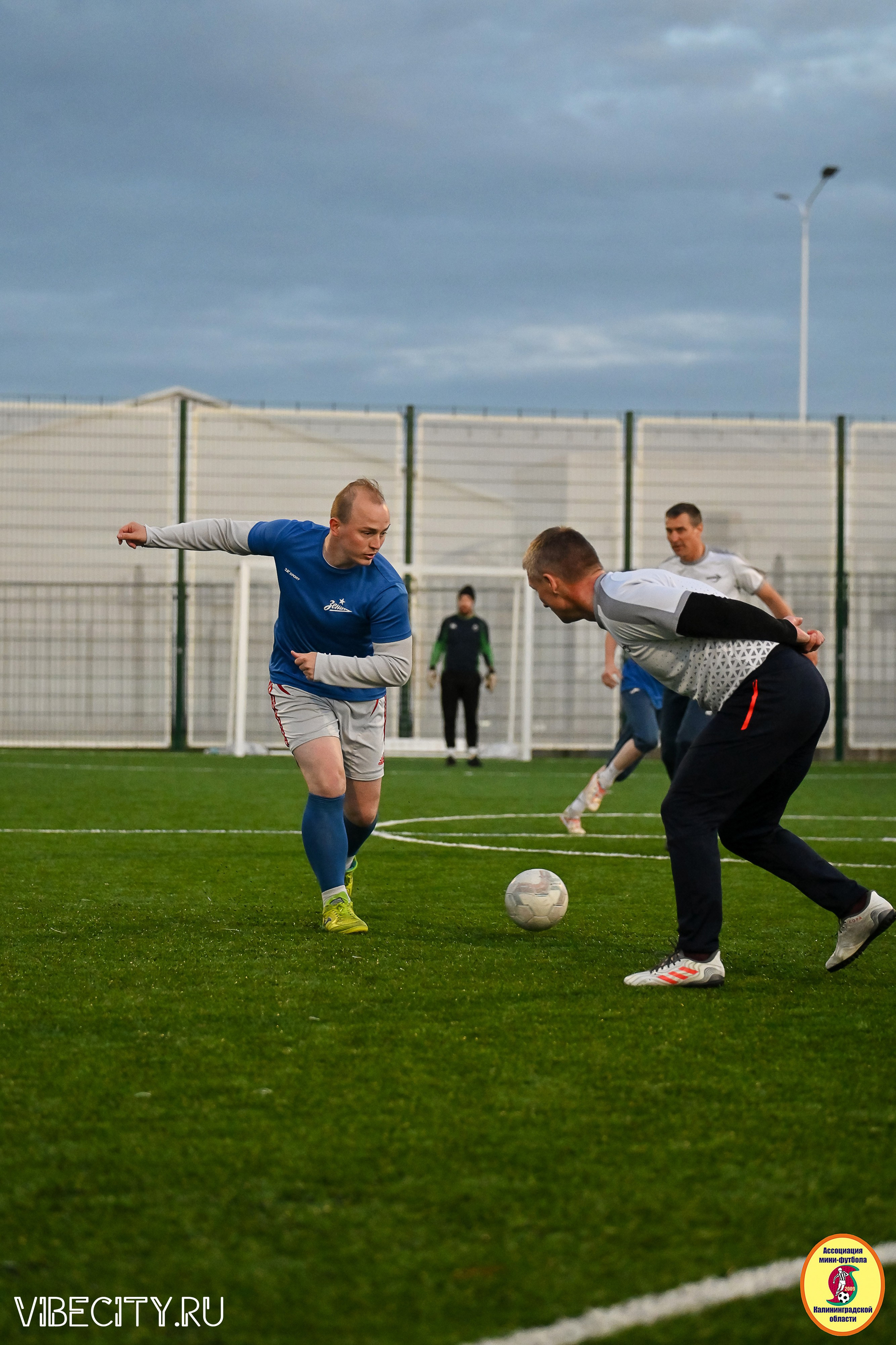 ИГРЫ МИНИ-ФУТБОЛЬНОЙ И КОРПОРАТИВНОЙ ЛИГИ. VIBECITY.RU Вайб Сити Ру Фоторепортажи Фотоотчеты Калининград