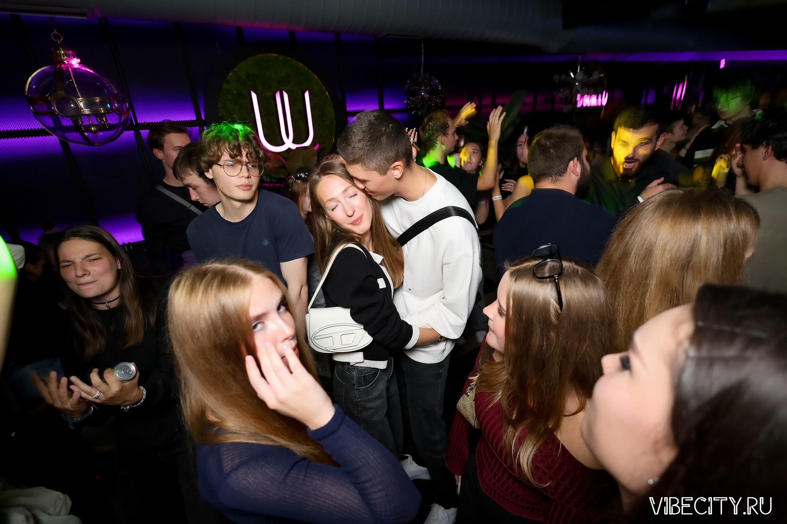 DOUBLE U. VIBECITY.RU Вайб Сити Ру Фоторепортажи Фотоотчеты Калининград