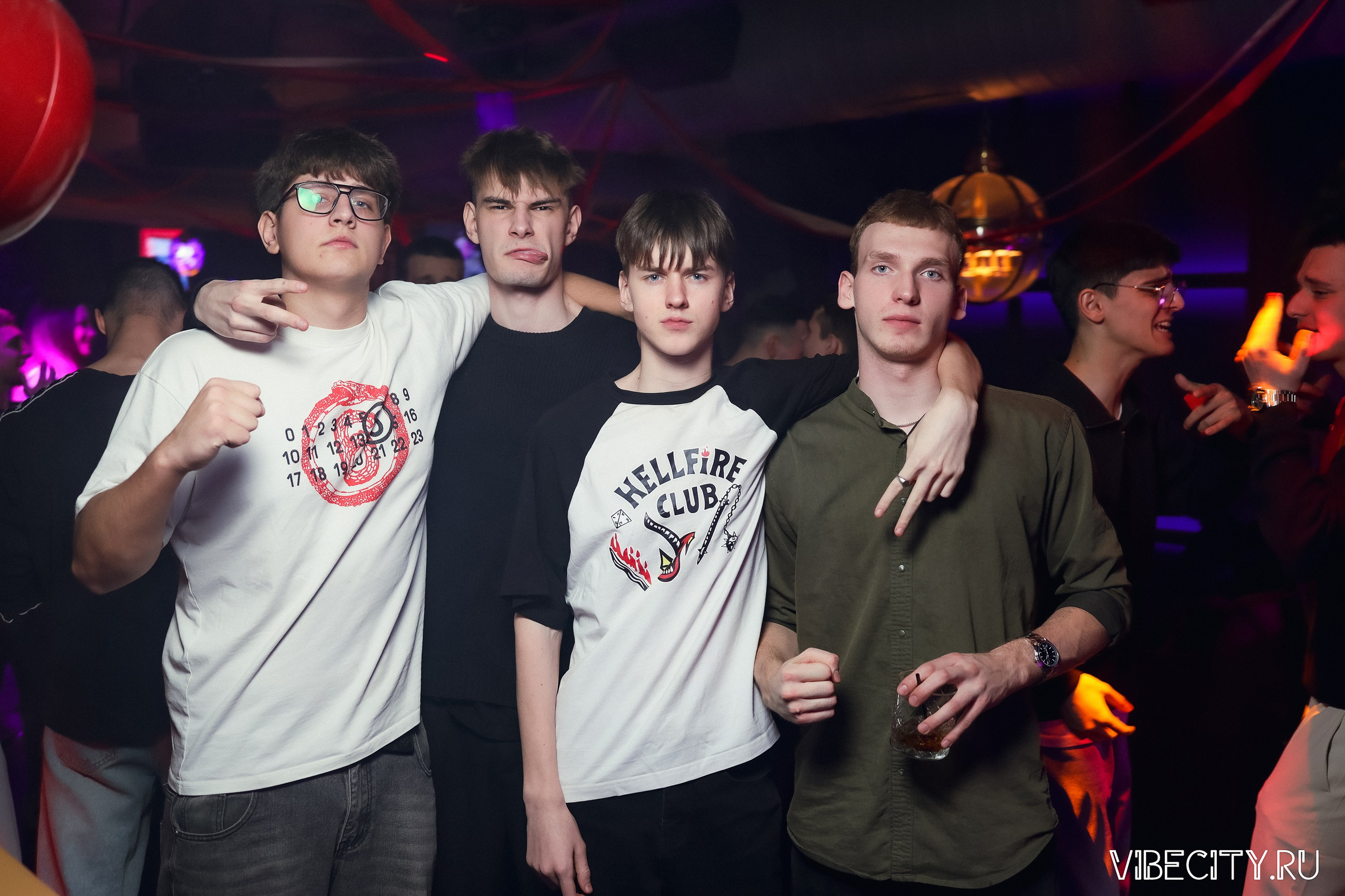 DOUBLE U. VIBECITY.RU Вайб Сити Ру Фоторепортажи Фотоотчеты Калининград