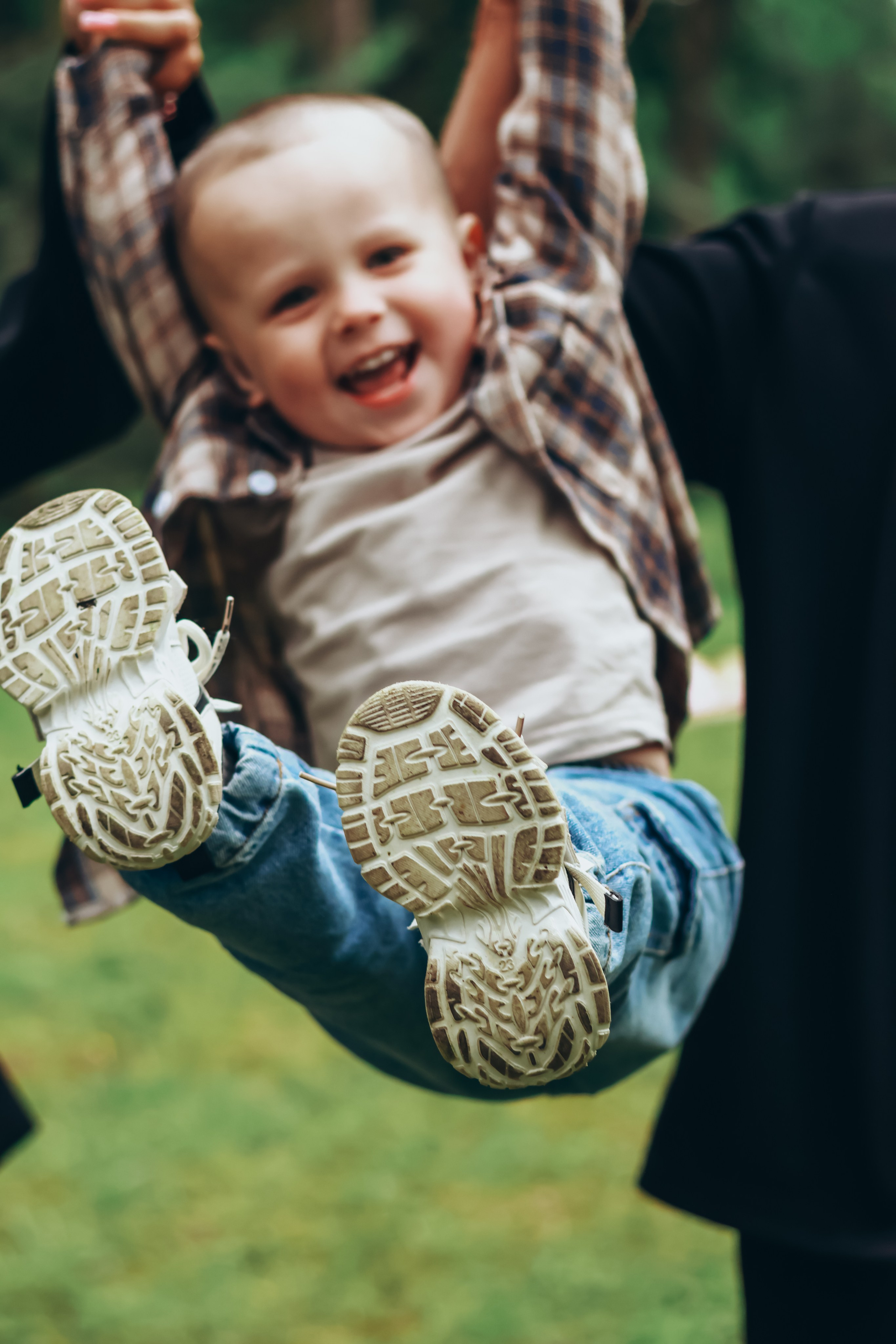 Семейная фотосессия в летнем парке, Екатеринбург. Фотограф в Екатеринбурге Пойгина Елена