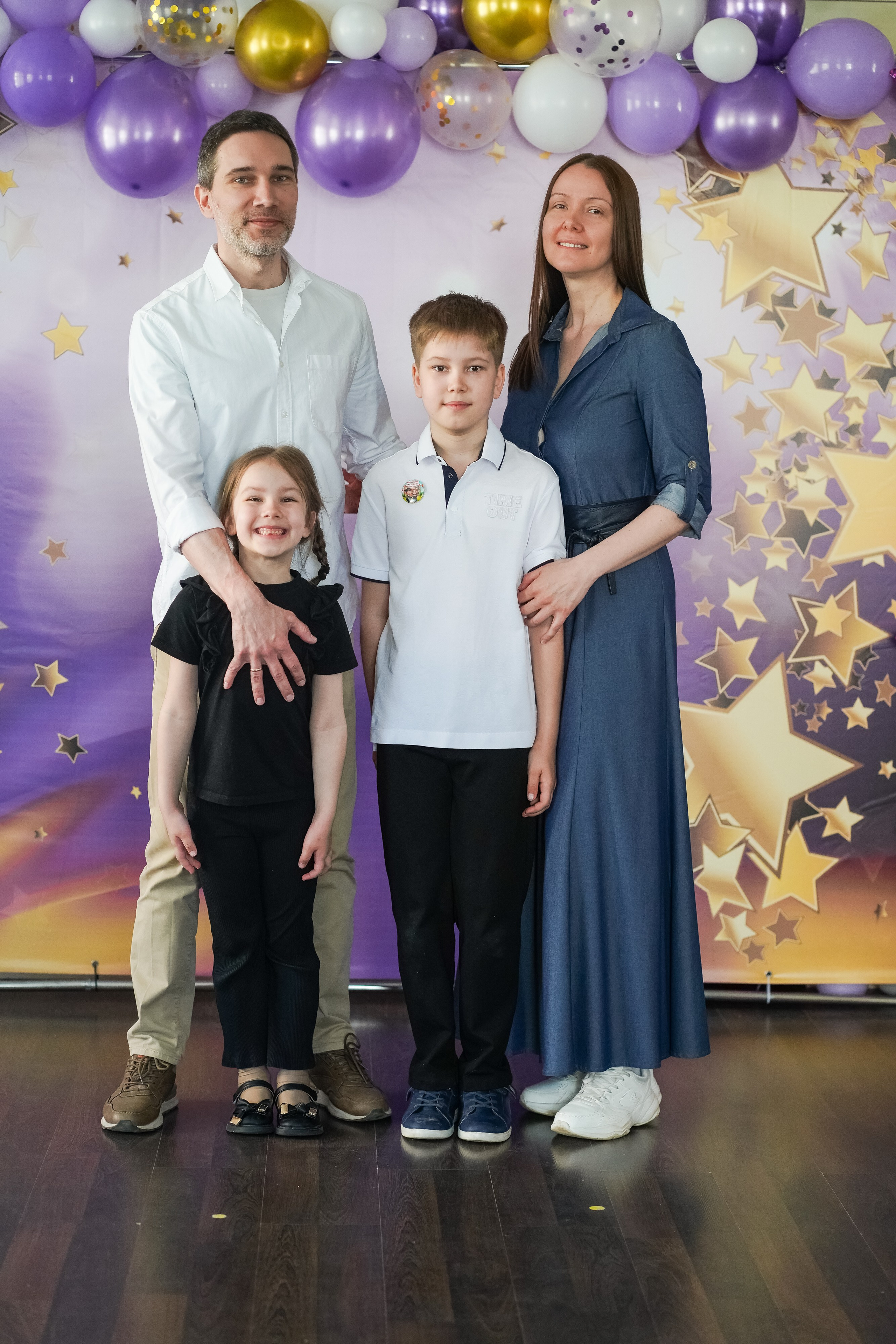 Выпускной 4 класс. Школьные альбомы и альбомы для детского сада. Юлия Осипова. Москва