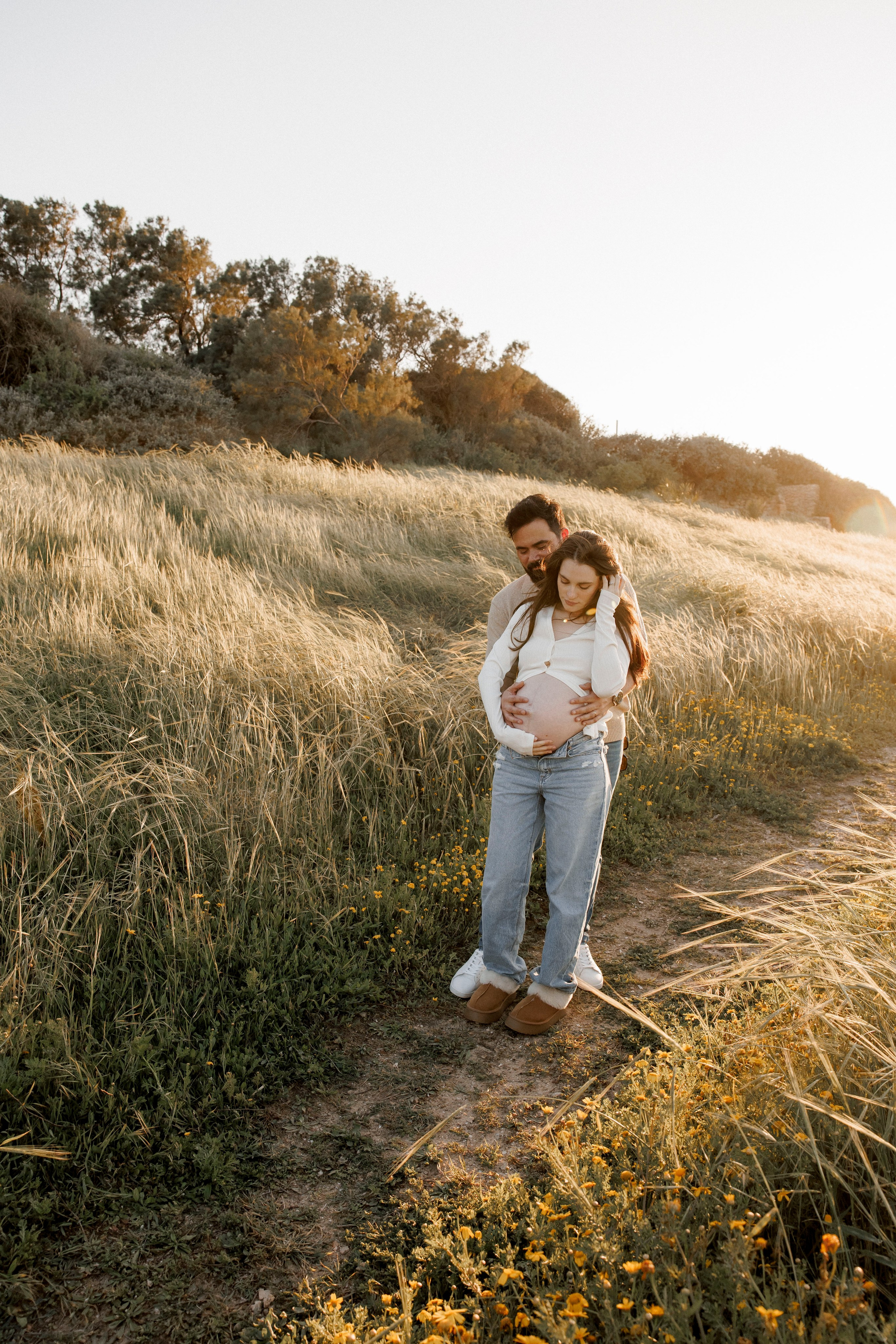 Pregnancy photoshoot (home/park/beach). Главная
