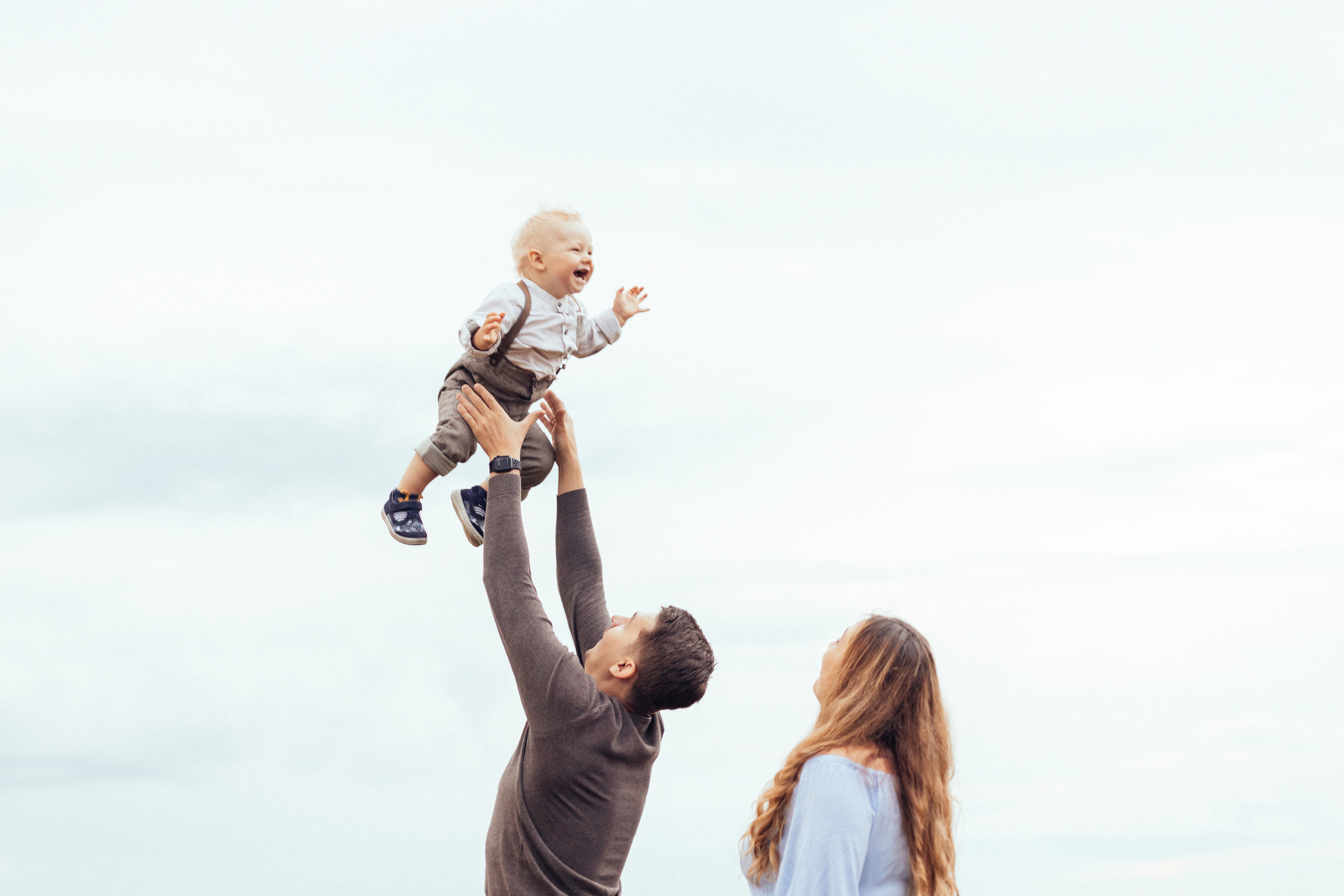 Семейная фотосессия в поле 🌾. Семейный фотограф Ирис Сенченко