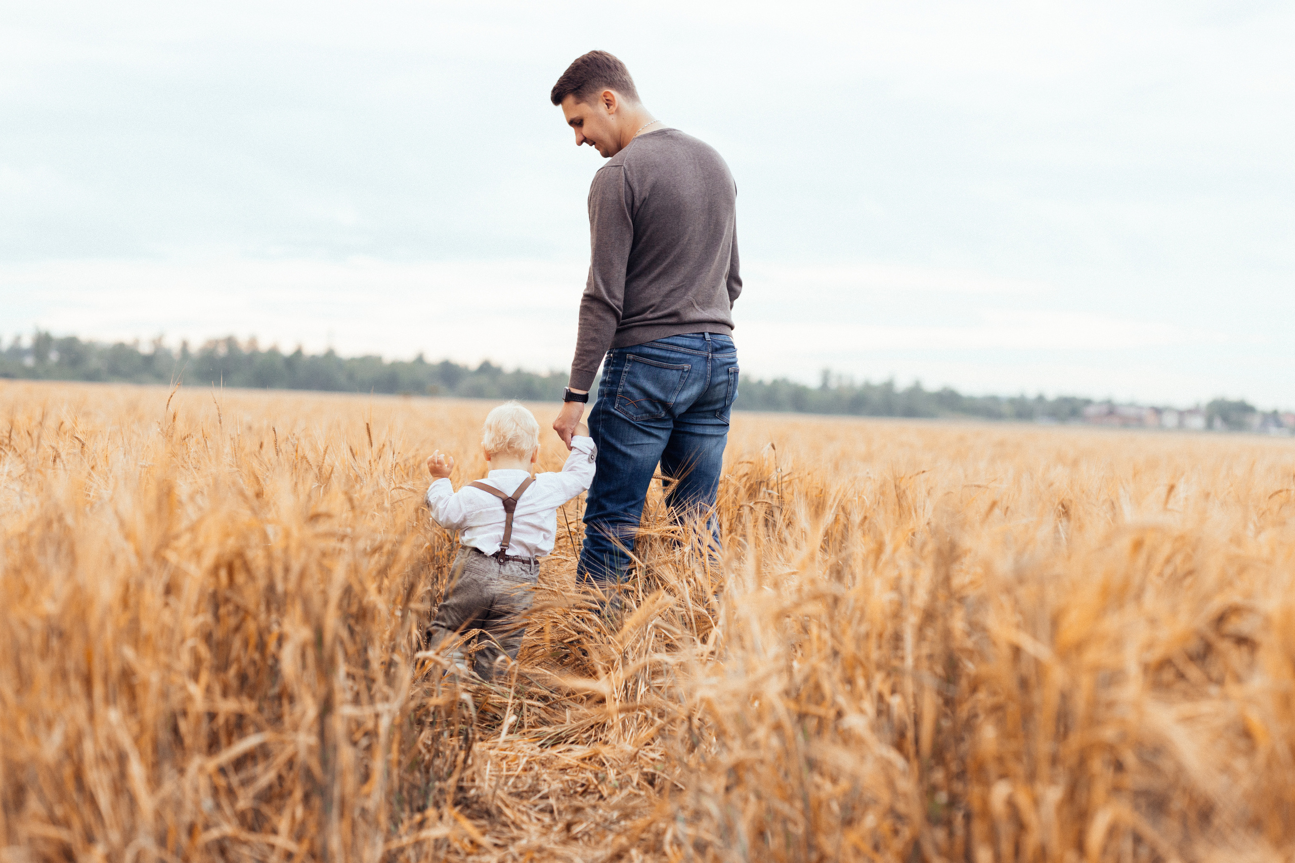 Семейная фотосессия в поле 🌾. Семейный фотограф Ирис Сенченко