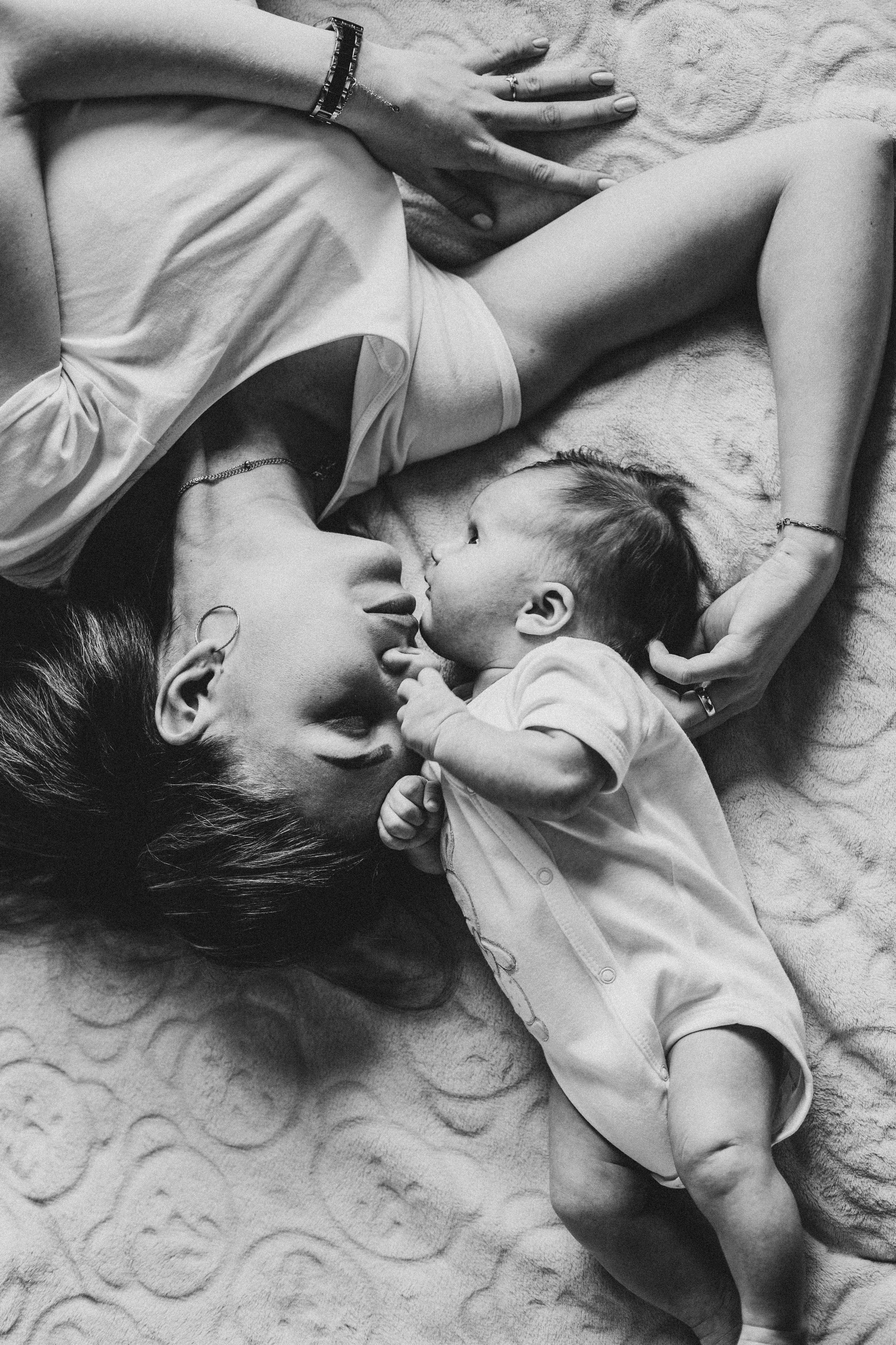 Материнство 🤱. Семейный фотограф Ирис Сенченко