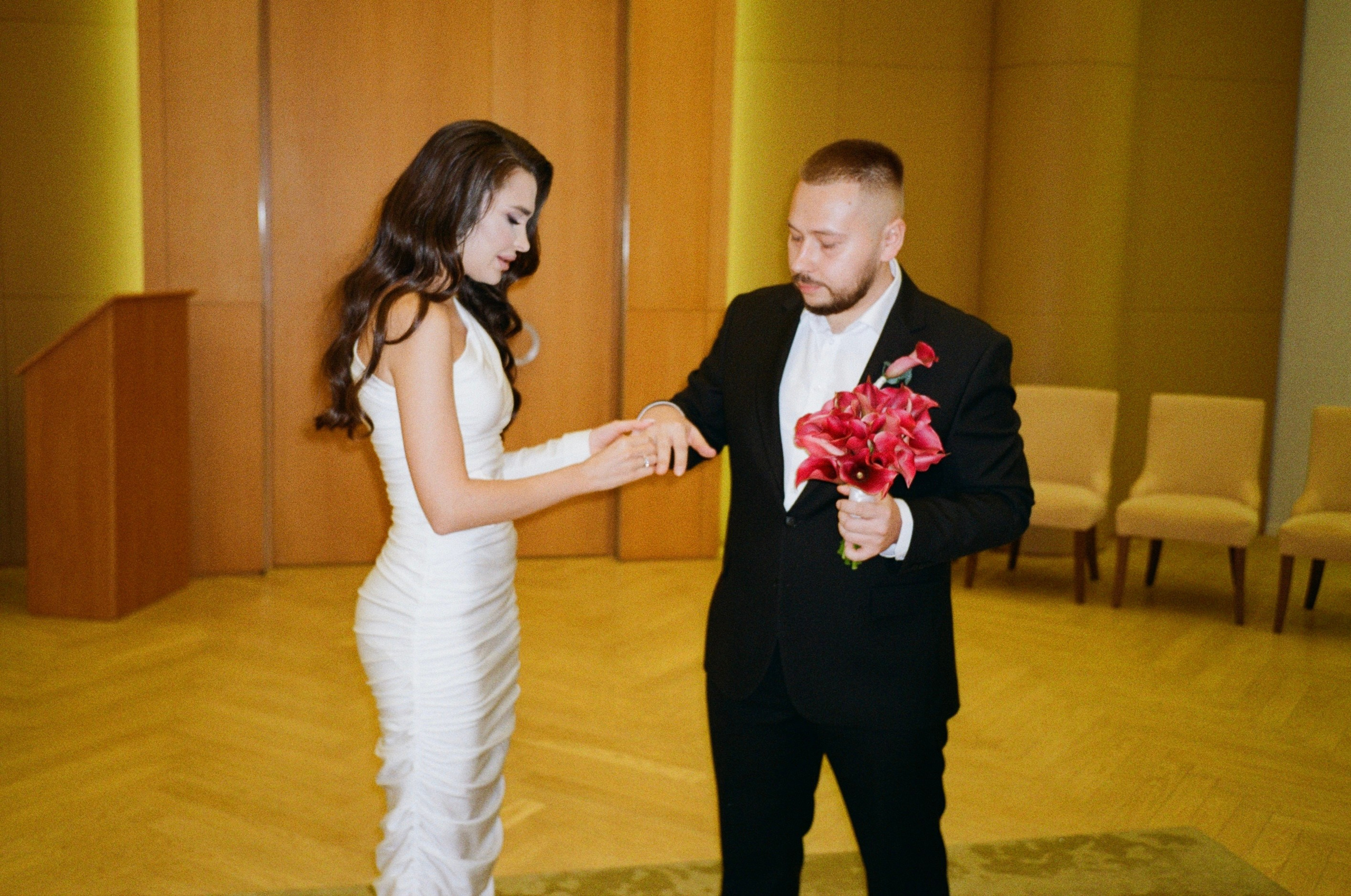 Лиза и Максим | плёнка. Свадебный фотограф в Москве Яна Деньгина