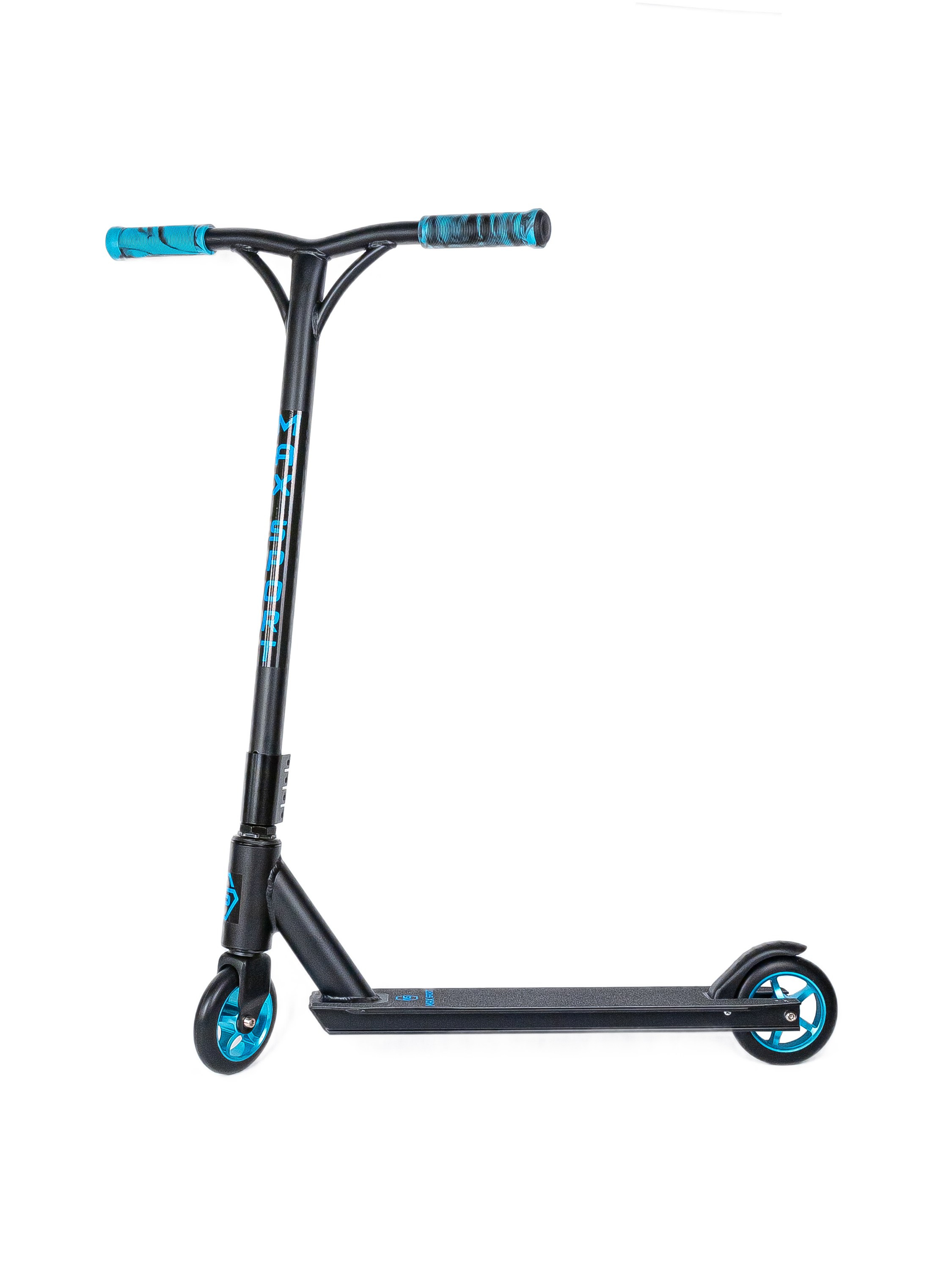 Предметная съёмка самокатов. Предметный фотограф в Симферополе Антон Катунин