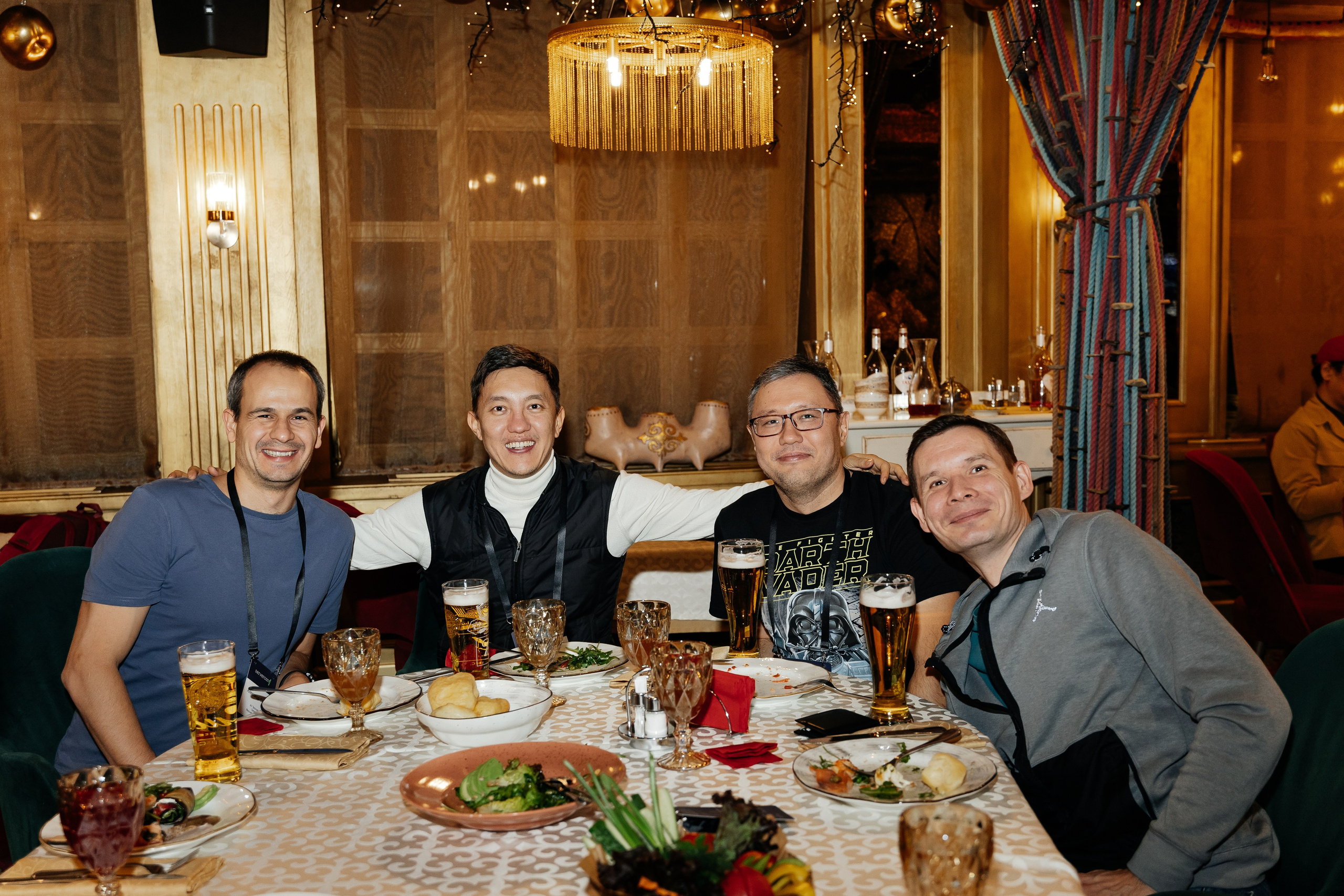Server.com. Fashion-фотограф Желеуов Дулат