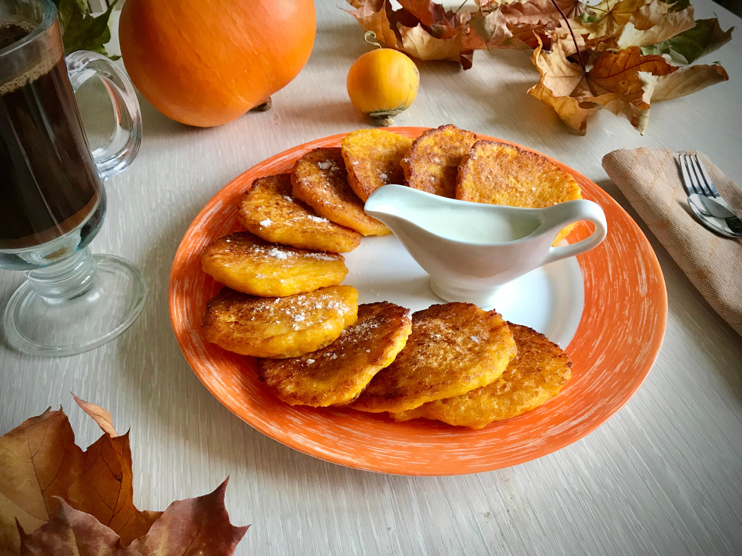 Художественная съёмка десертов с участием фуд-стилиста. Фуд-фотограф Илья Милоданов съемка в Москве и Московской области