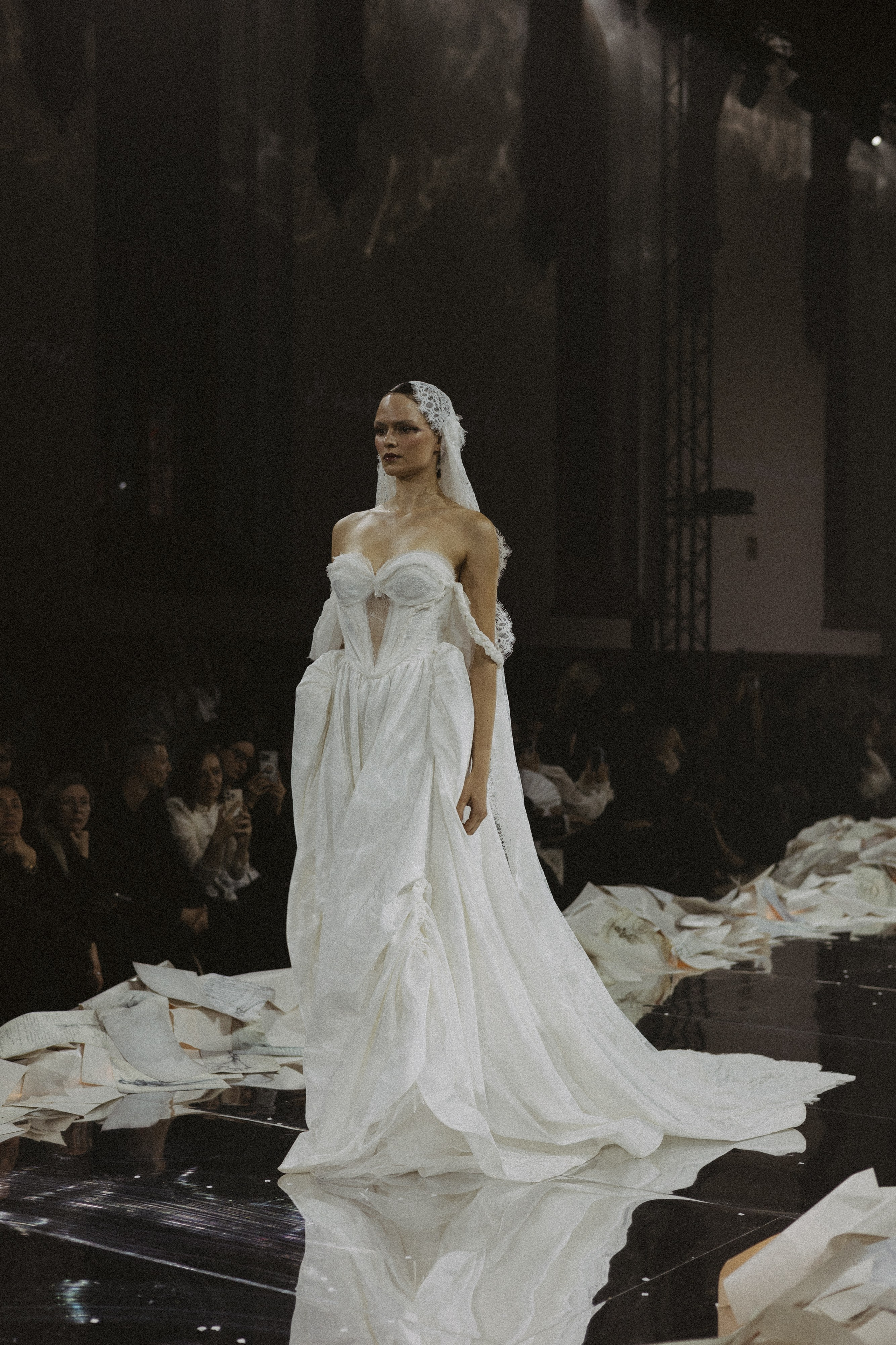 Rara Avis Fashion Show 2026. Fusion Wedding Photographer