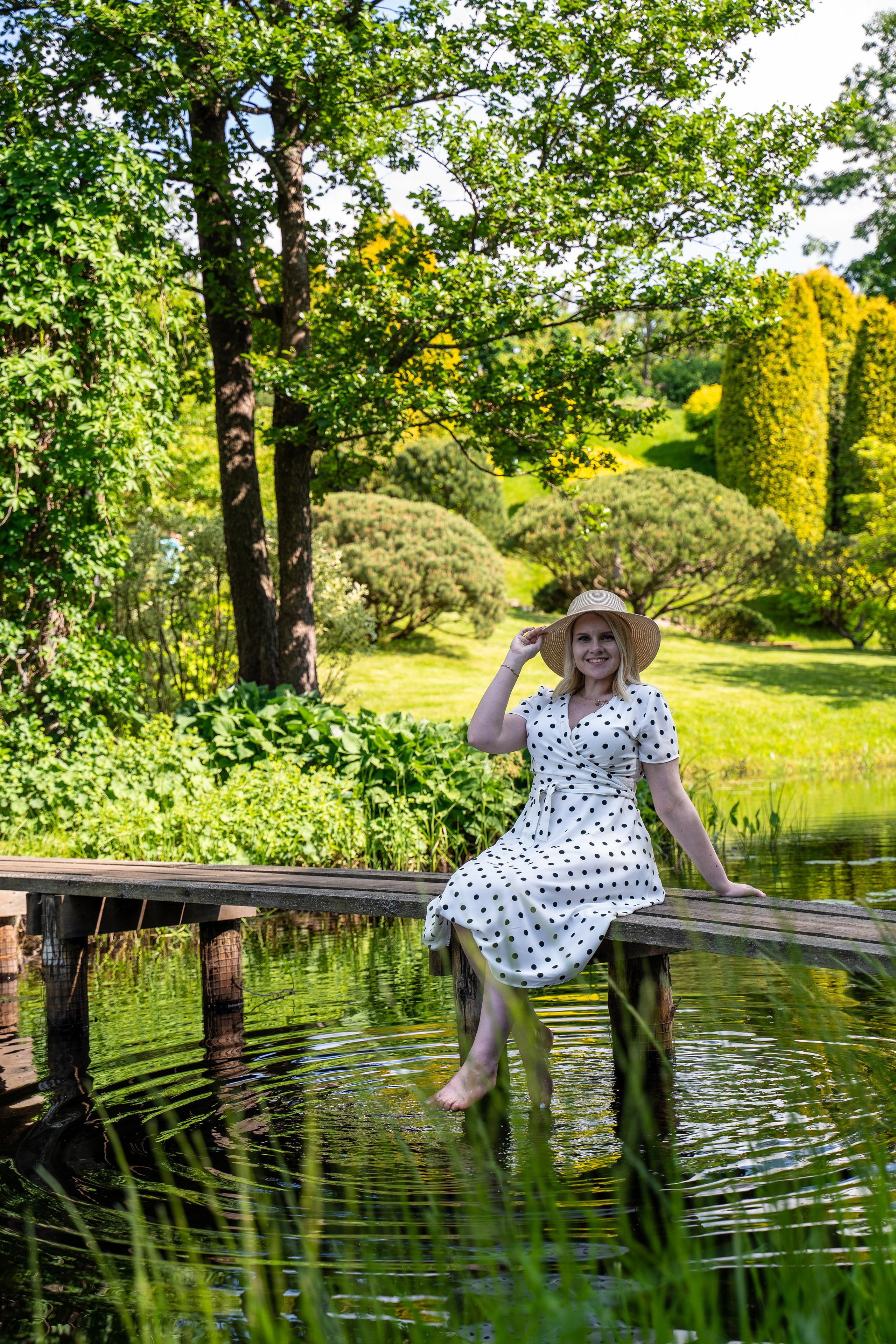 Саша и Яна в Усадьбе Ореховно. Свадебный и семейный фотограф в Пскове и Острове Света Суворова