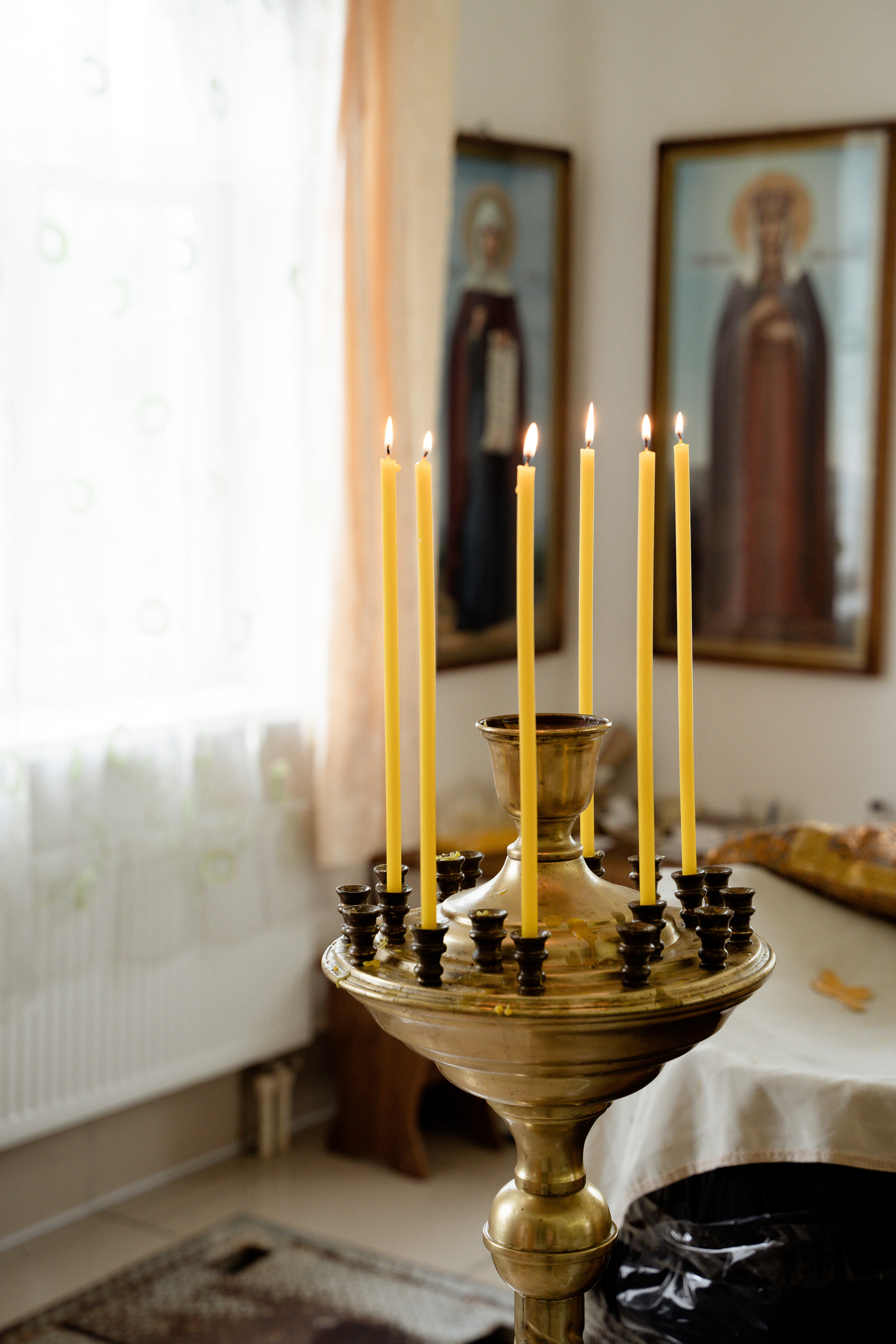 Крещение Матвея в Острове. Свадебный и семейный фотограф в Пскове и Острове Света Суворова