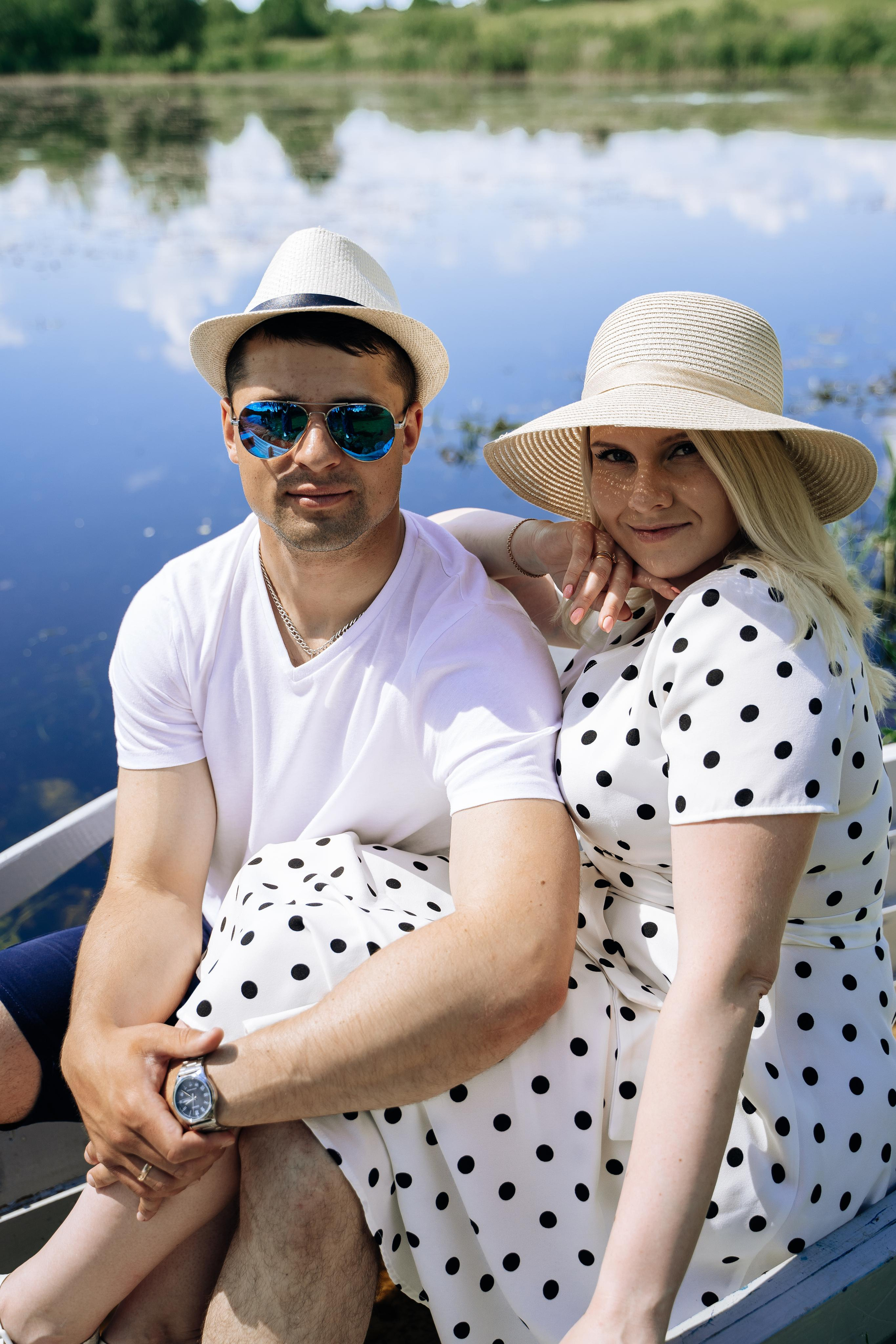 Саша и Яна в Усадьбе Ореховно. Свадебный и семейный фотограф в Пскове и Острове Света Суворова