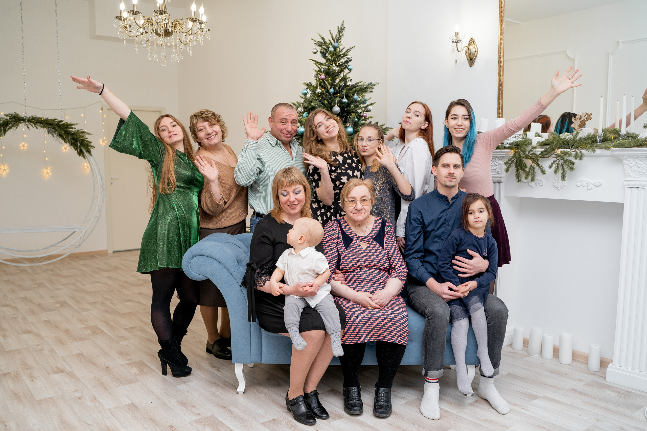 Семейная новогодняя фотосессия. Свадебный и семейный фотограф в Пскове и Острове Света Суворова