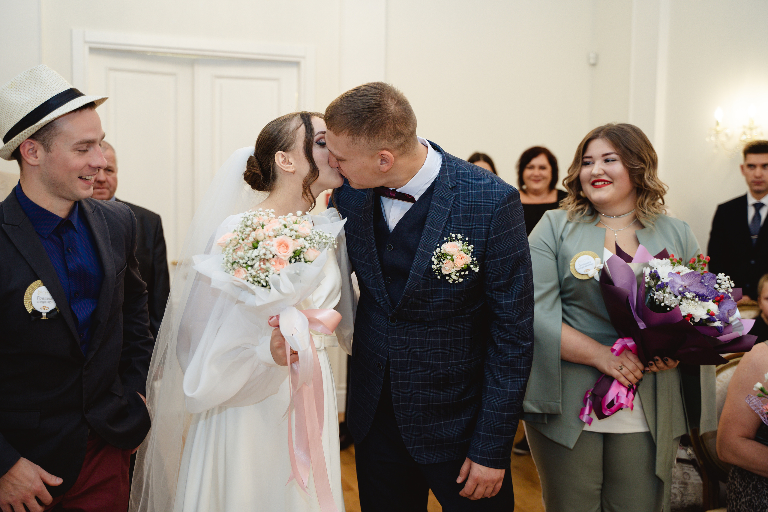 Владимир и Полина. Свадебный и семейный фотограф в Пскове и Острове Света Суворова