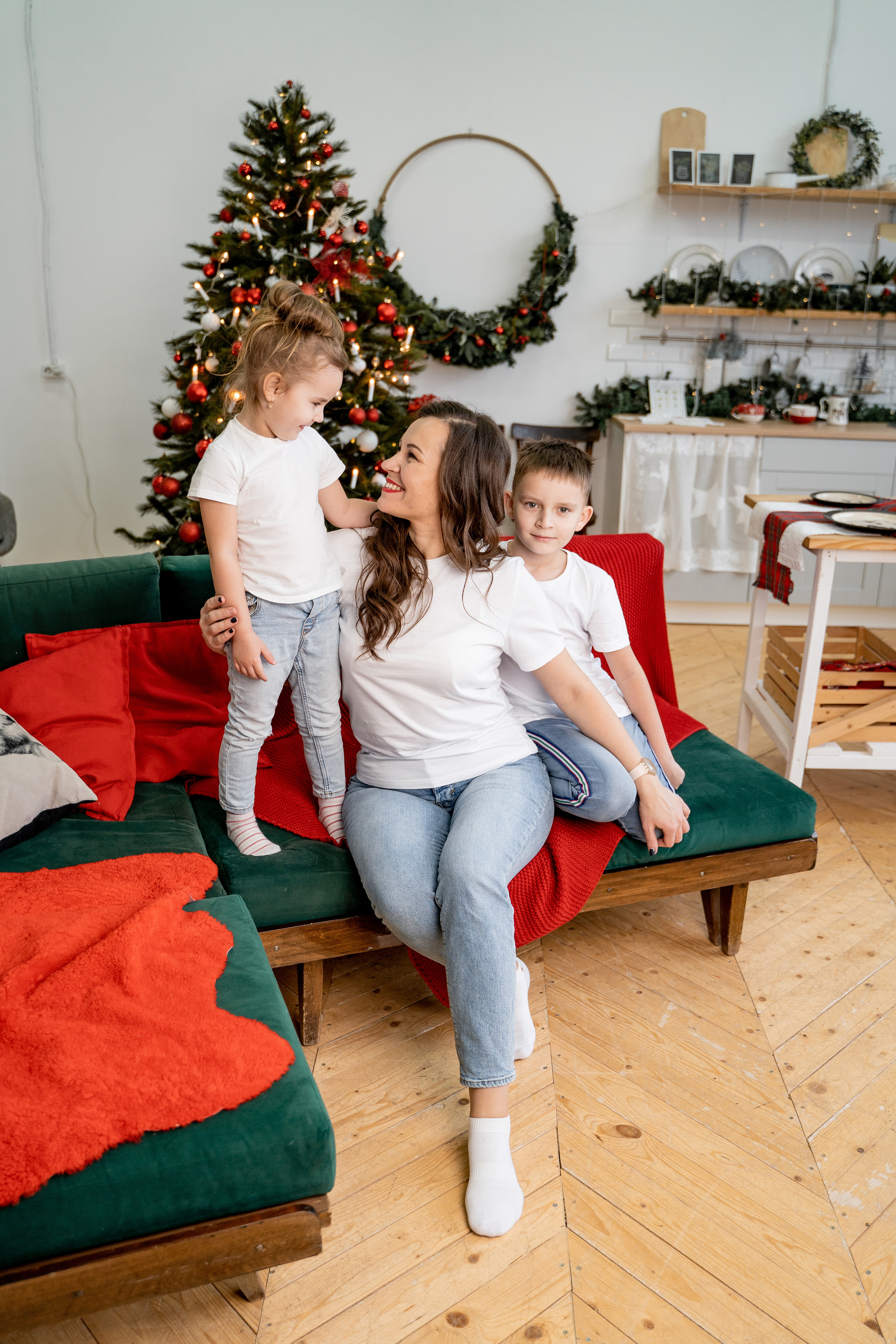 Ольга, Тимур и Алисия. Свадебный и семейный фотограф в Пскове и Острове Света Суворова