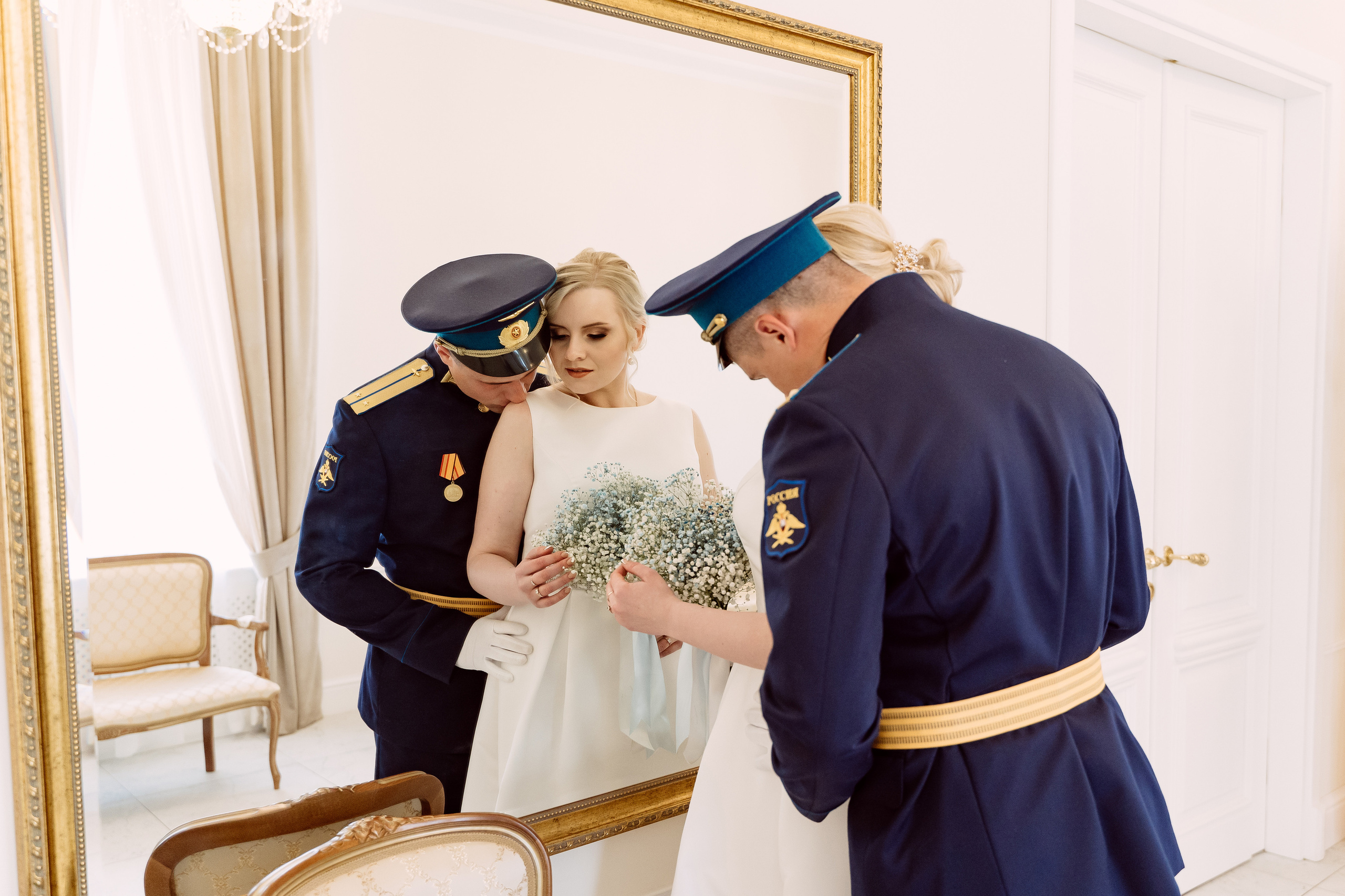 Александр и Яна. Свадебный и семейный фотограф в Пскове и Острове Света Суворова