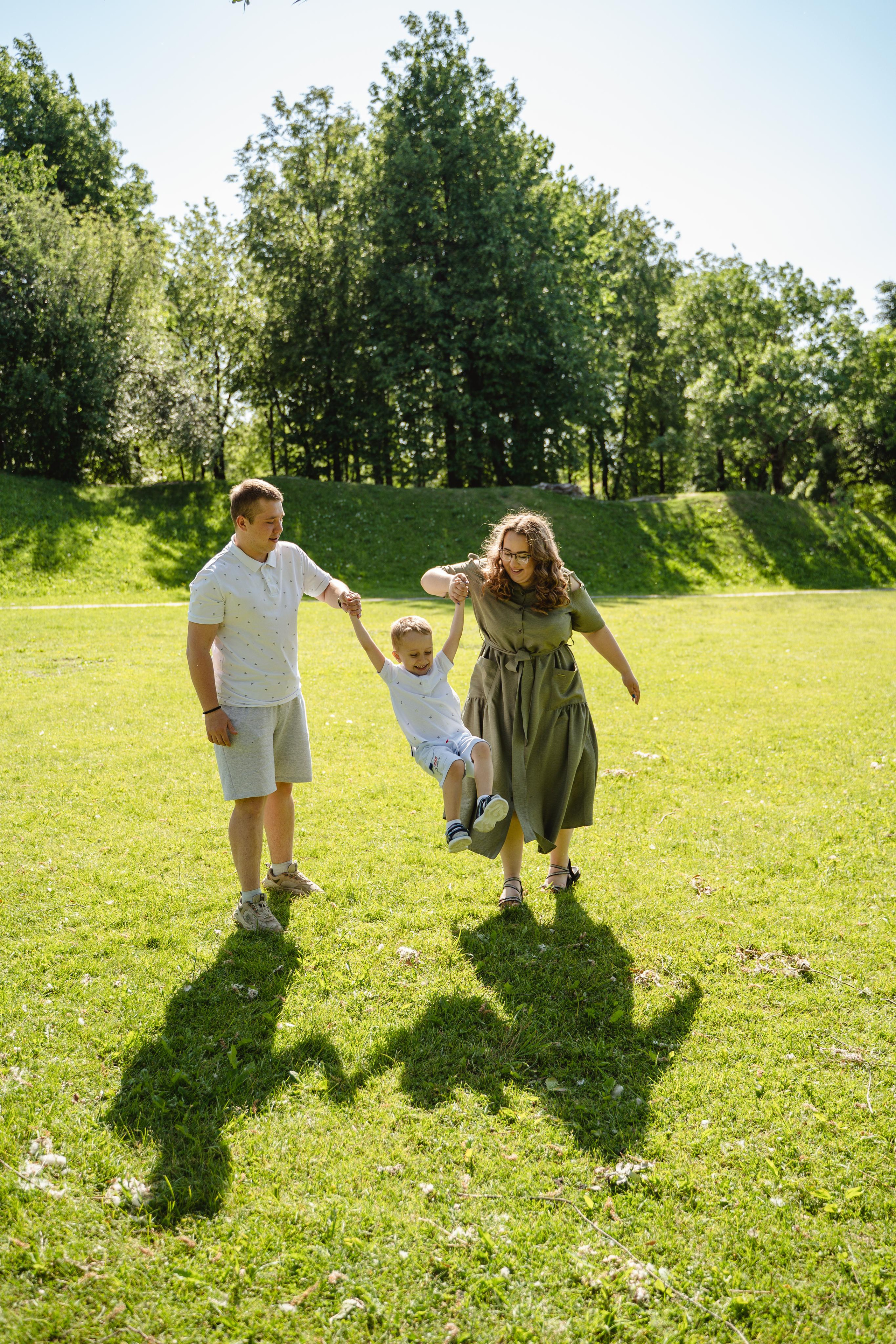 Съемка в Финском парке. Свадебный и семейный фотограф в Пскове и Острове Света Суворова