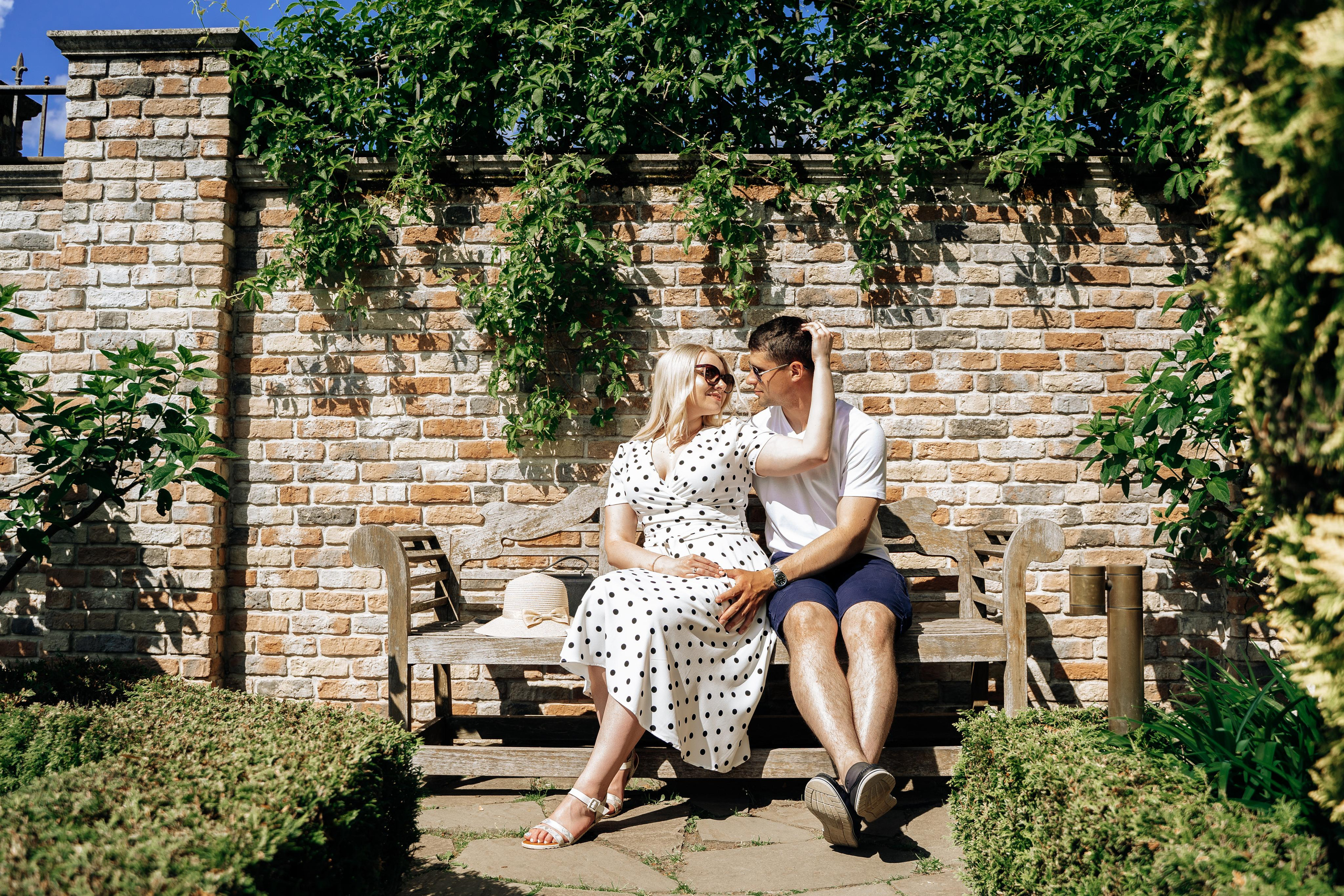 Саша и Яна в Усадьбе Ореховно. Свадебный и семейный фотограф в Пскове и Острове Света Суворова
