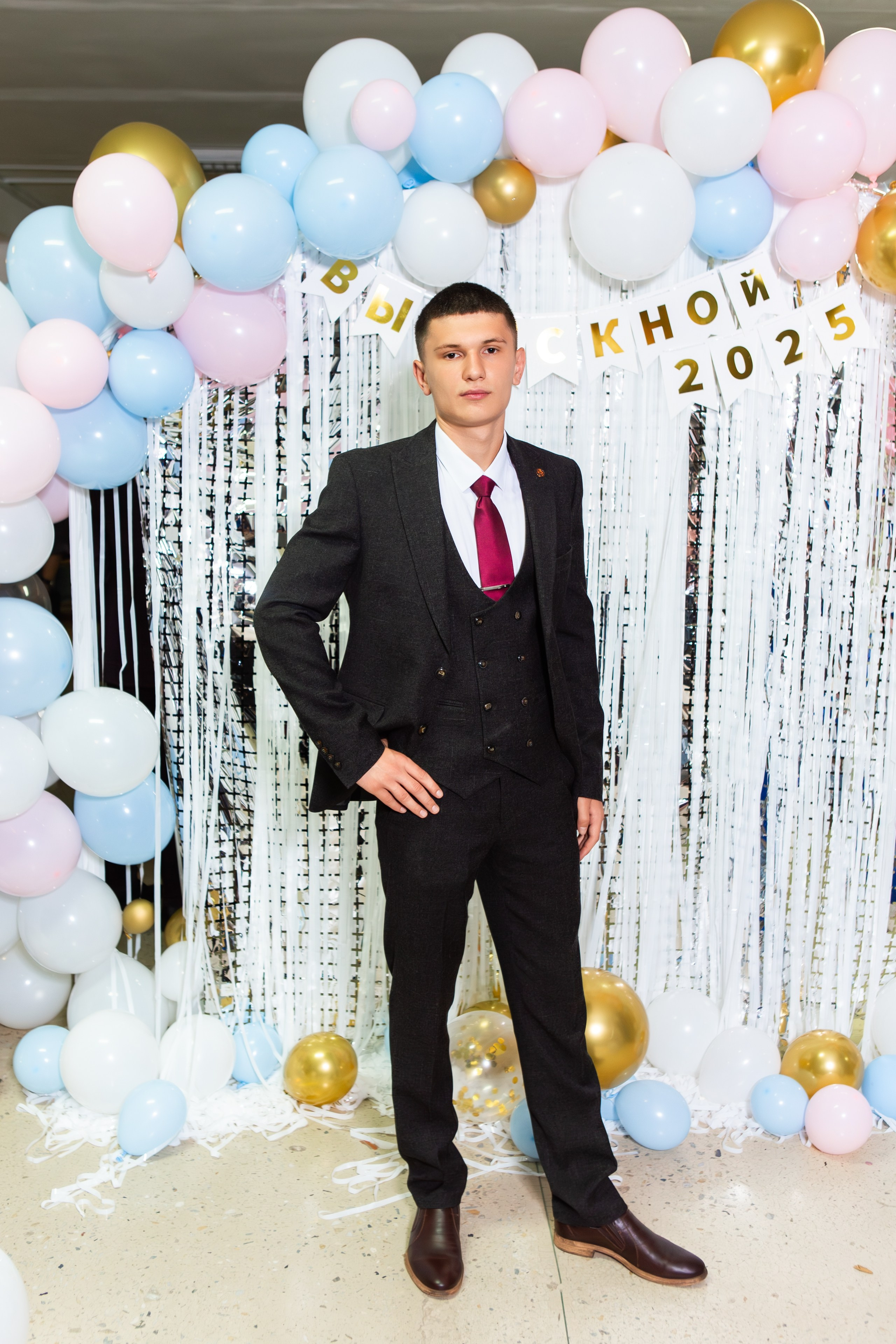 ФОТОСЕССИЯ С РОДИТЕЛЯМИ ВЫПУСКНОЙ 2025 9 ШКОЛА Г.МЦЕНСК. Профессиональный фотограф в Мценске и Орловской области