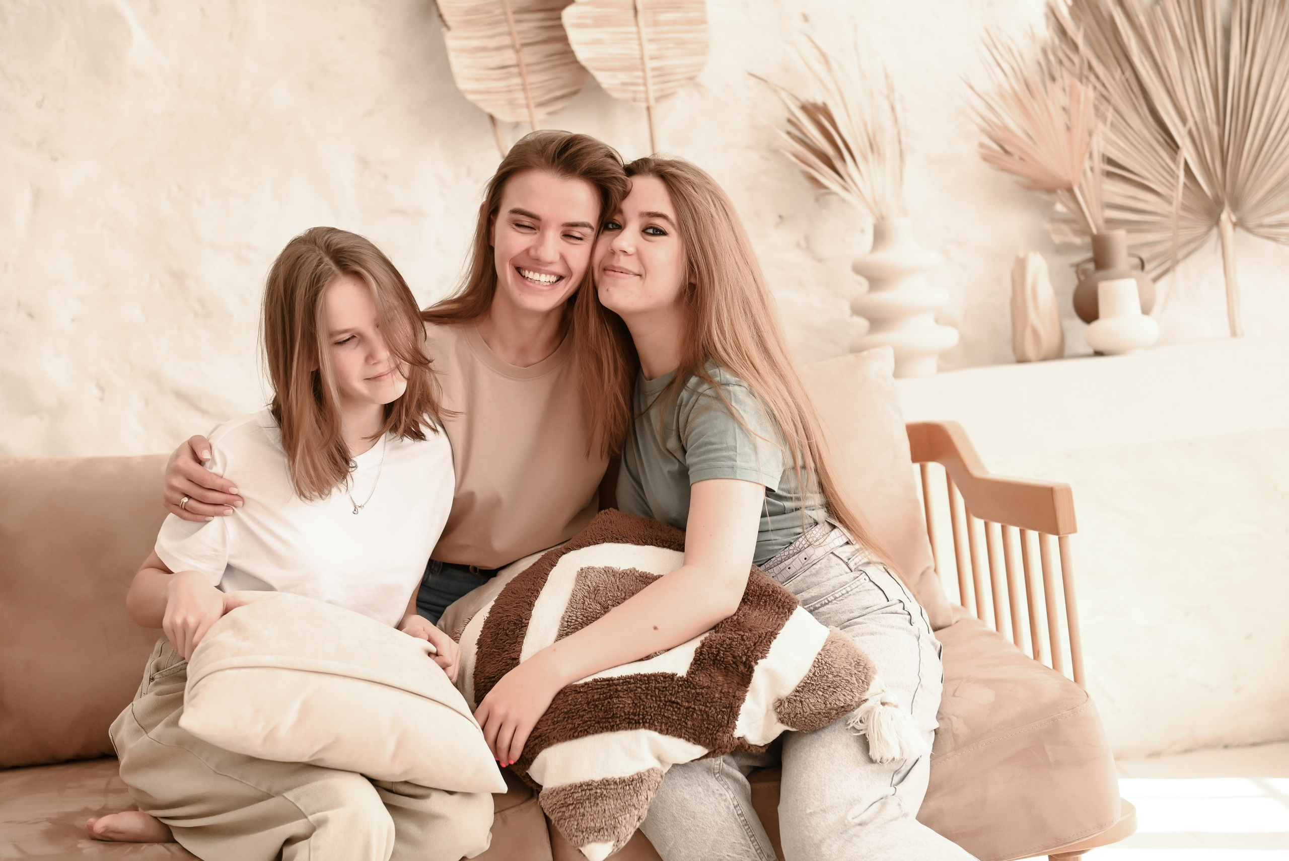 Семейная студийная  фотосессия 2. Свадебный, семейный, детский, контент фотограф в Омске Максим Ильин