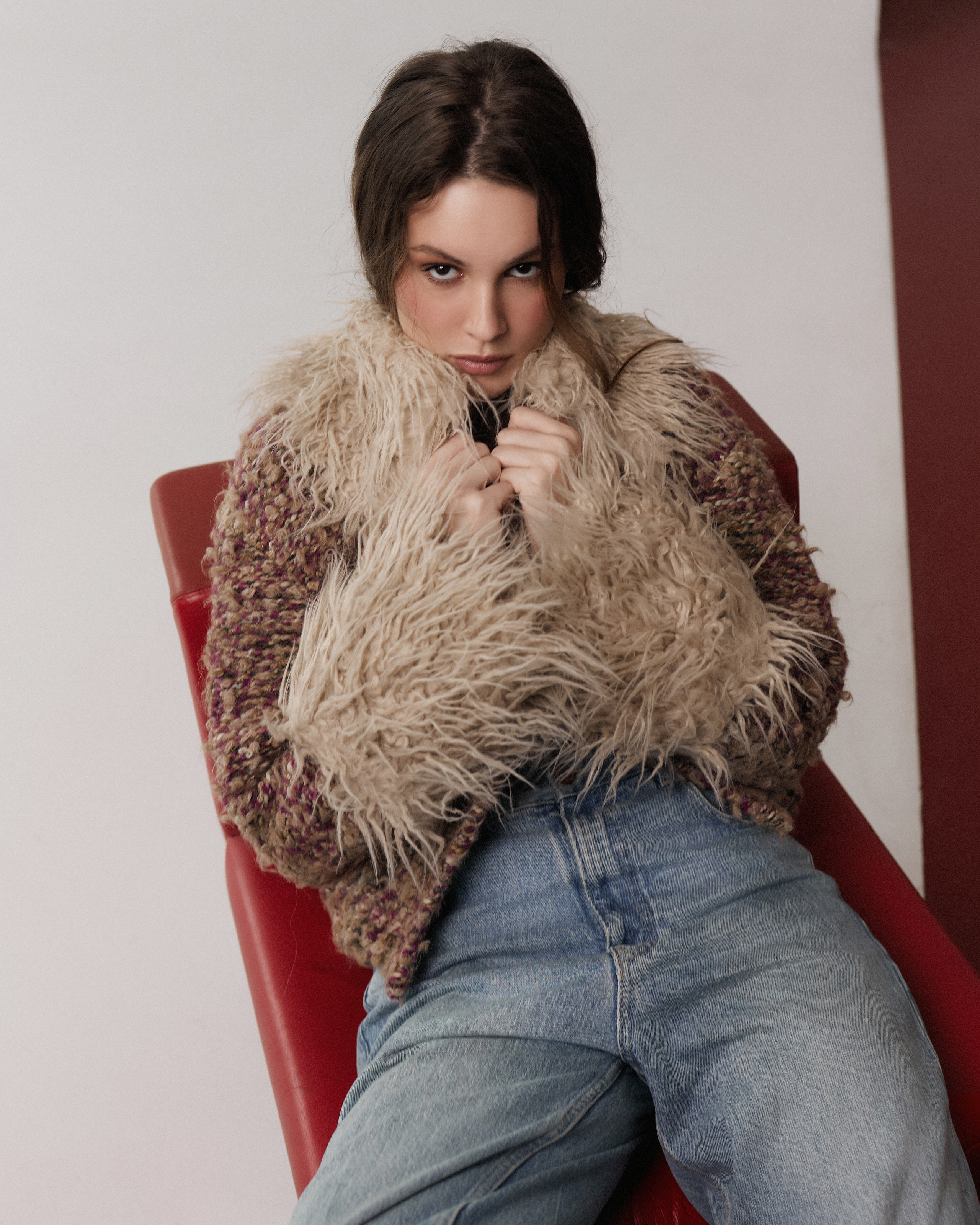 Ksenia / art. Влада Зюзина — adalwzet posmotri — коммерческий фотограф в Москве — портретный фотограф, фотограф для брендов