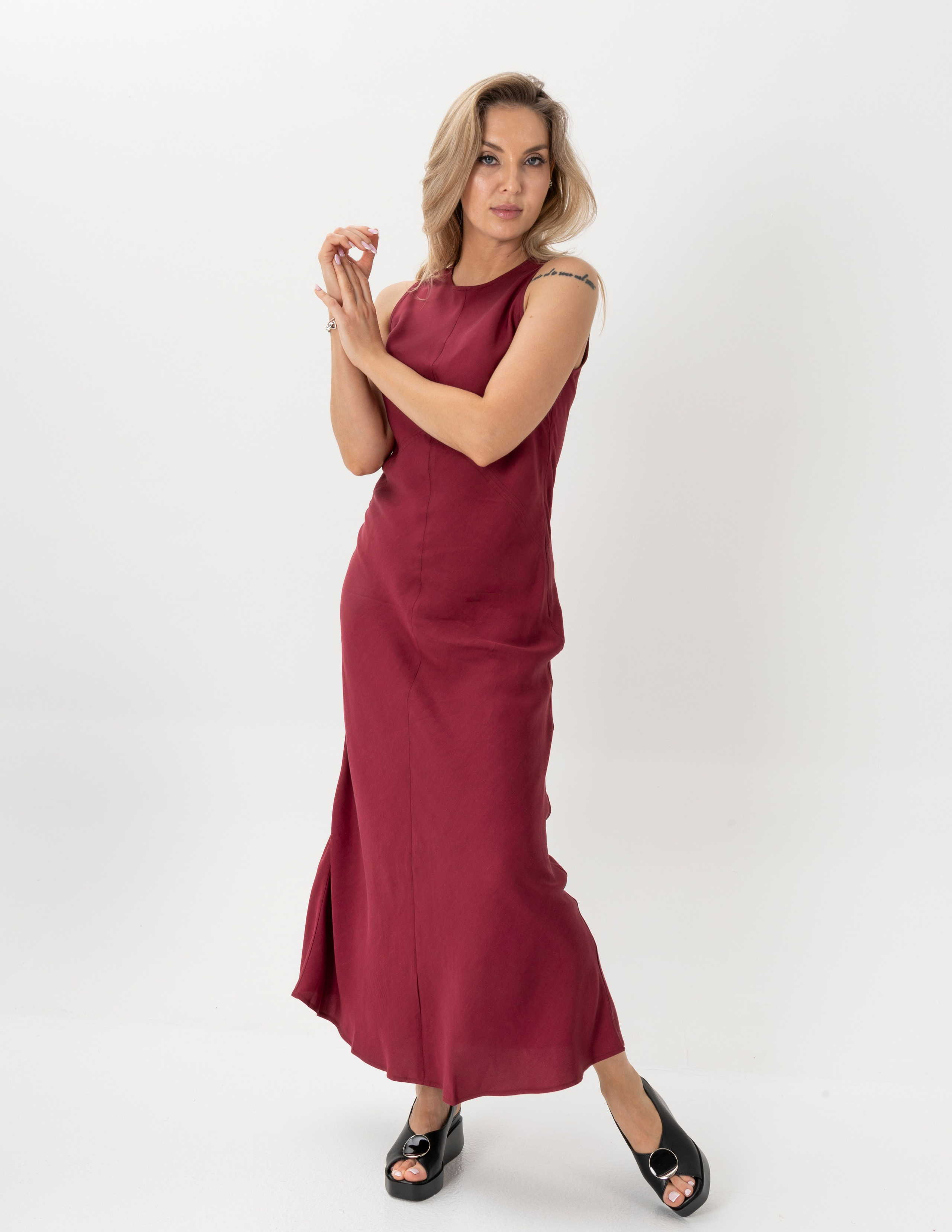 Каталожная съёмка для интернет магазинов. Автопортретная фотостудия в Казани