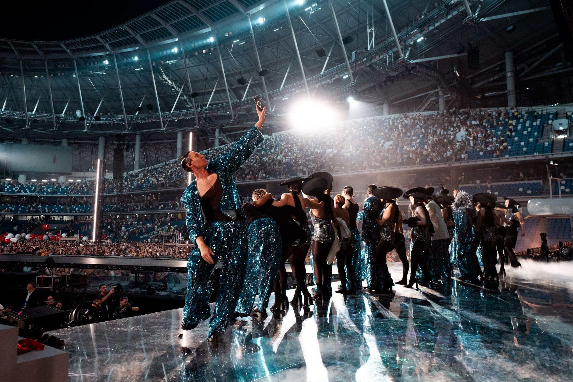 Zivert. Магия музыки в кадре: Концертная Фотография