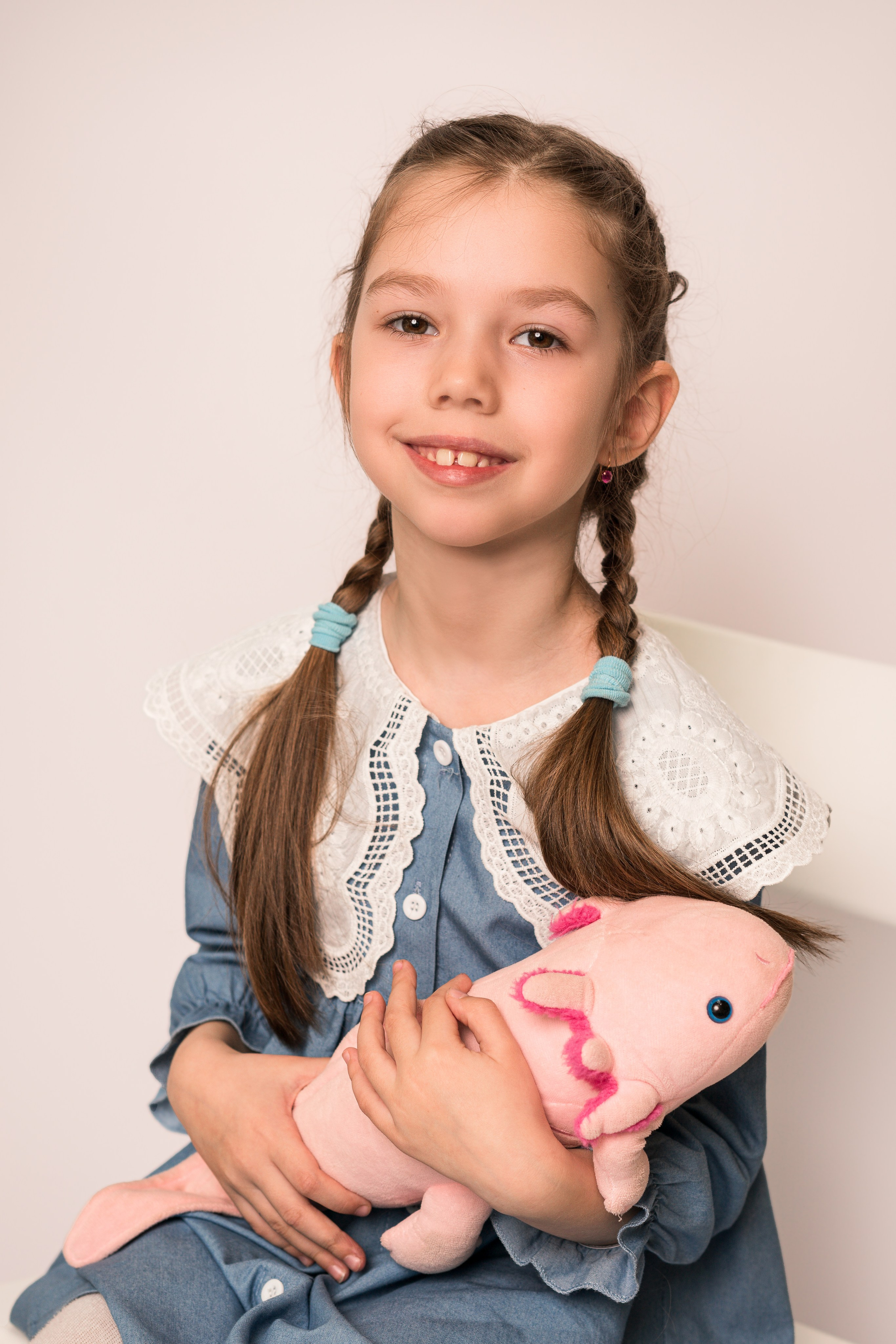 Детский сад, портреты белый фон. Фотограф Шунова Саша