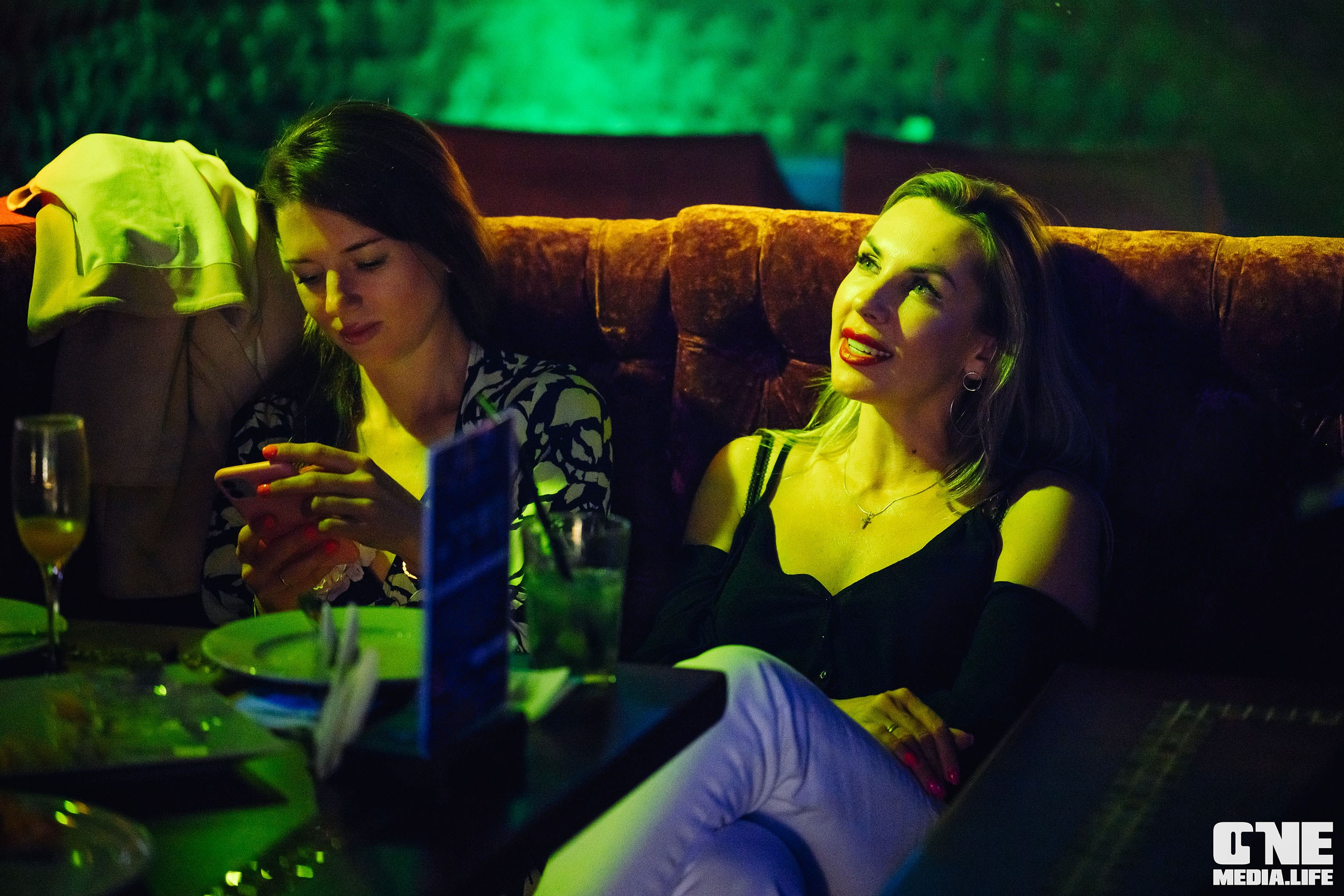 Фоторепортаж из караоке-клуба Эйфория. One Media Life: фоторепортажи, фотоотчеты с мероприятий и заведений