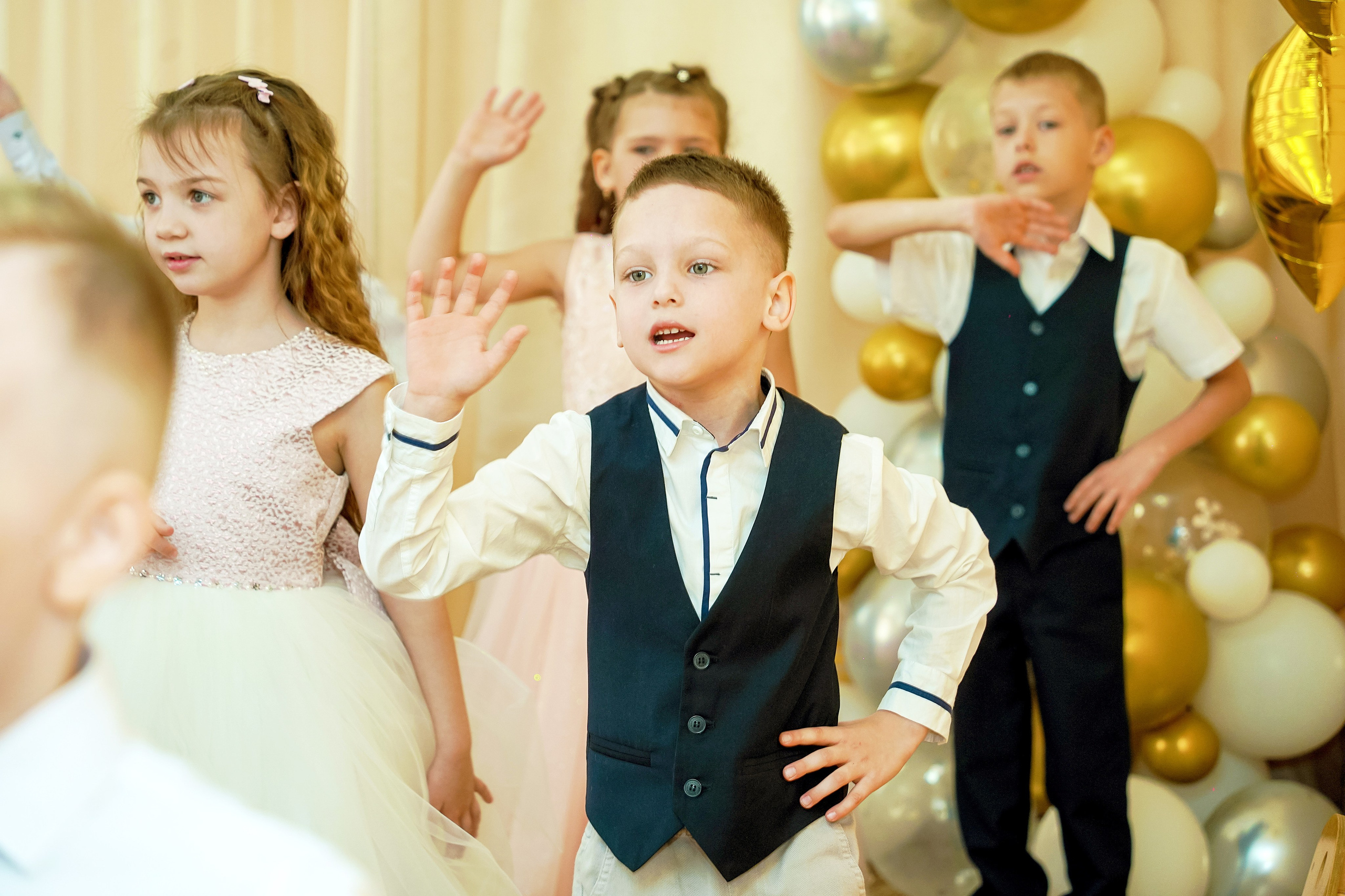 Фотосъемка видеосъёмка фотограф видеооператор новогодних утренников  в. Фотограф, видеооператор Нина Коршунова