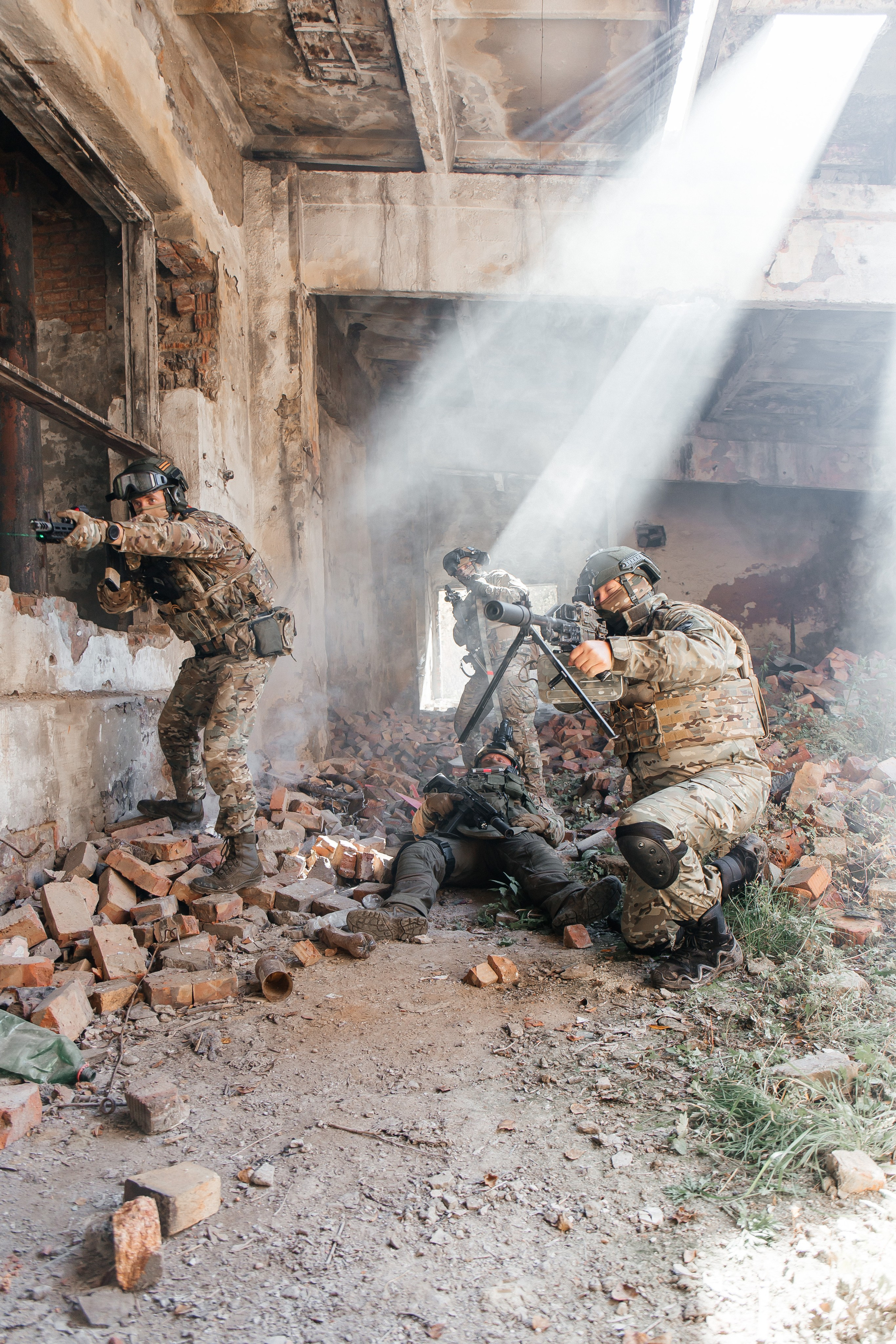 Поле. Для тех, кто не ждёт удачи, а создаёт её. Каждая фотосессия — это твой момент, твой стиль, твой успех. 📸