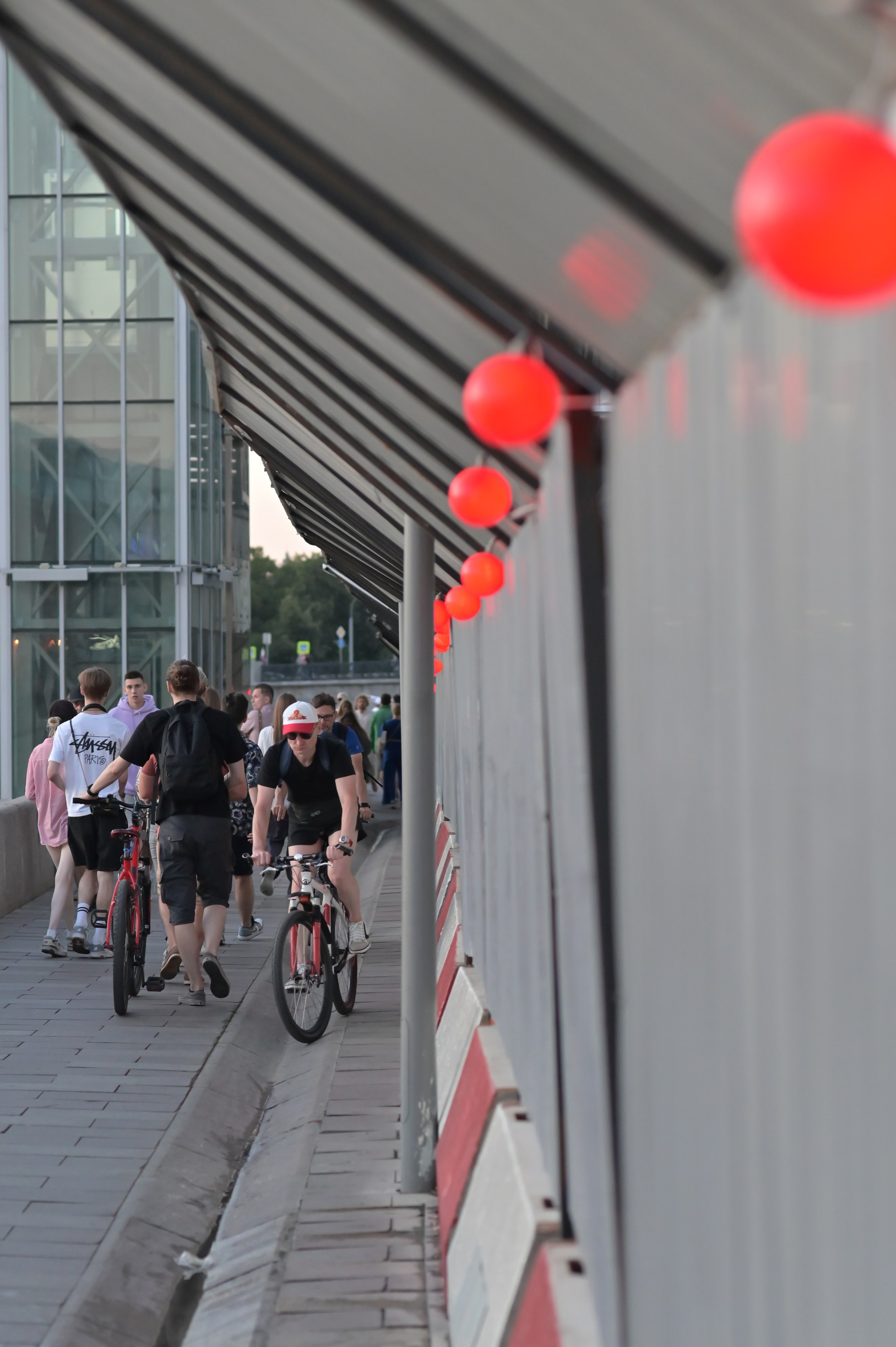 20240706 Киевская, Музеон, Библиотека. Дмитрий Ремизов. Фотография, как хобби